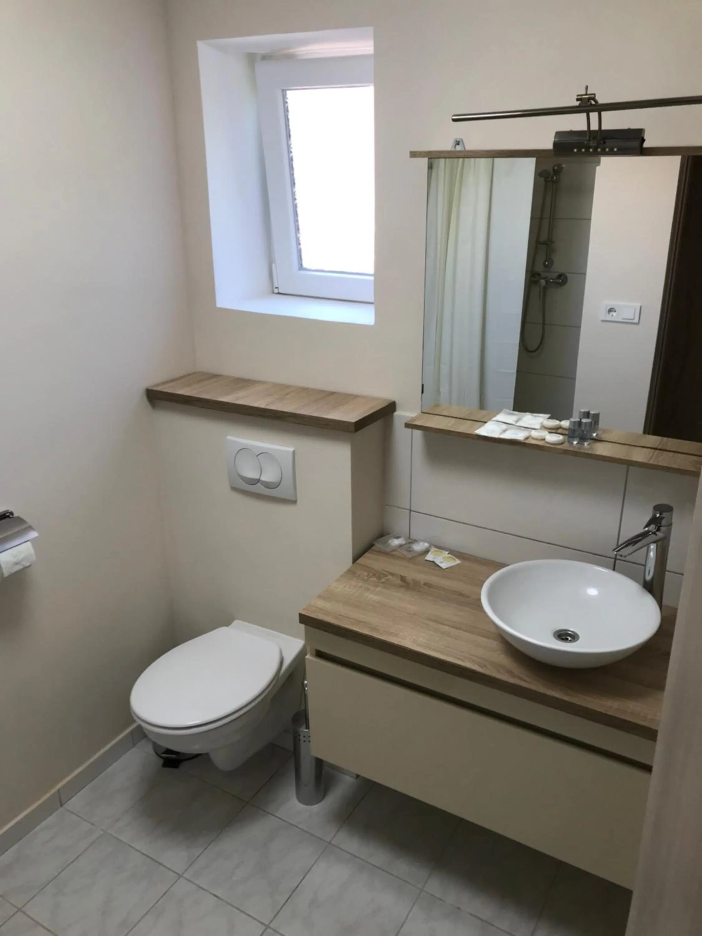 Toilet, Bathroom in Alenso Guesthouse