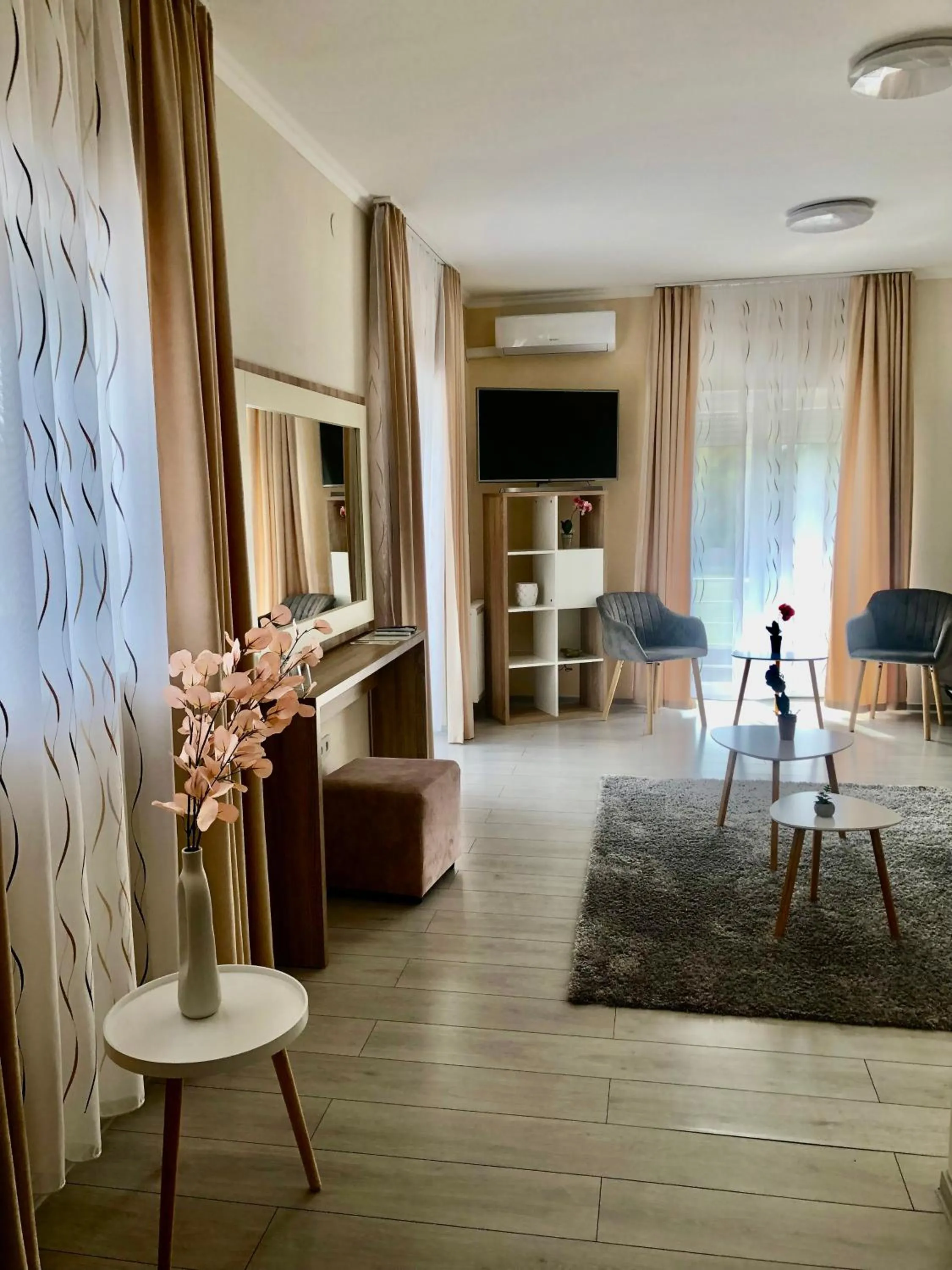 TV and multimedia, Seating Area in Alenso Guesthouse