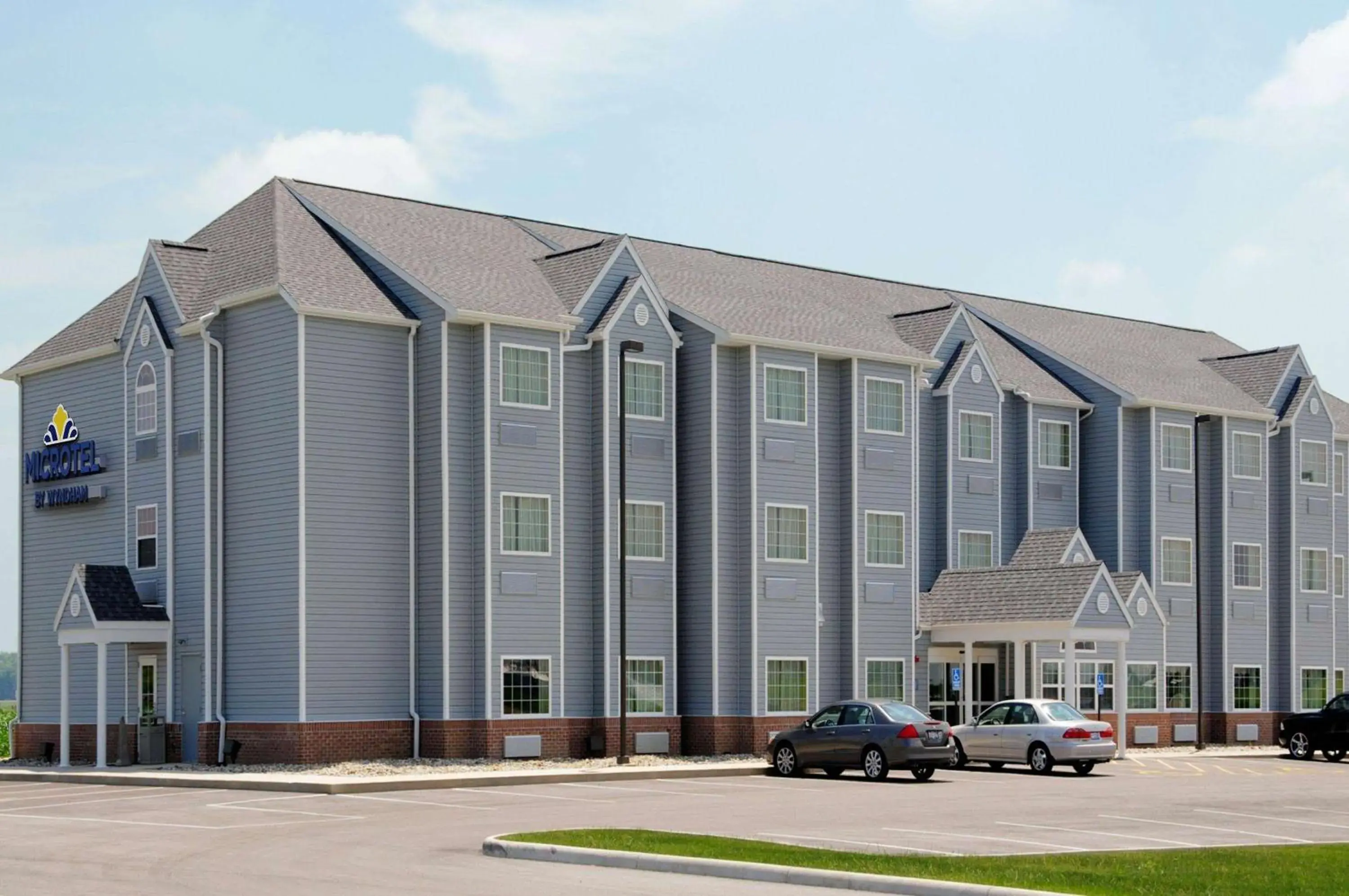 Property building in Microtel Inn & Suites by Wyndham Delphos Property building in Microtel Inn & Suites by Wyndham Delphos