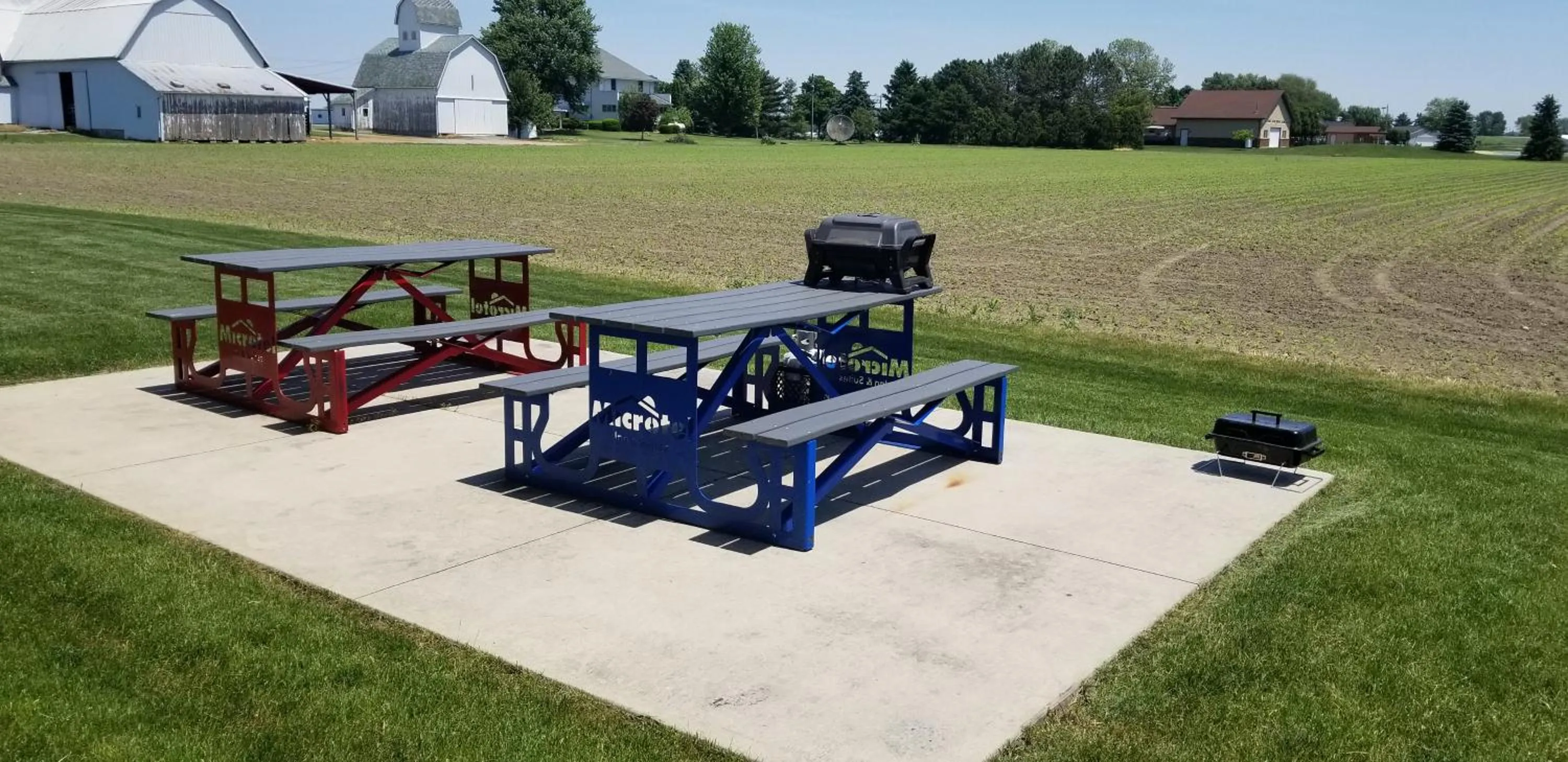 Patio in Microtel Inn & Suites by Wyndham Delphos