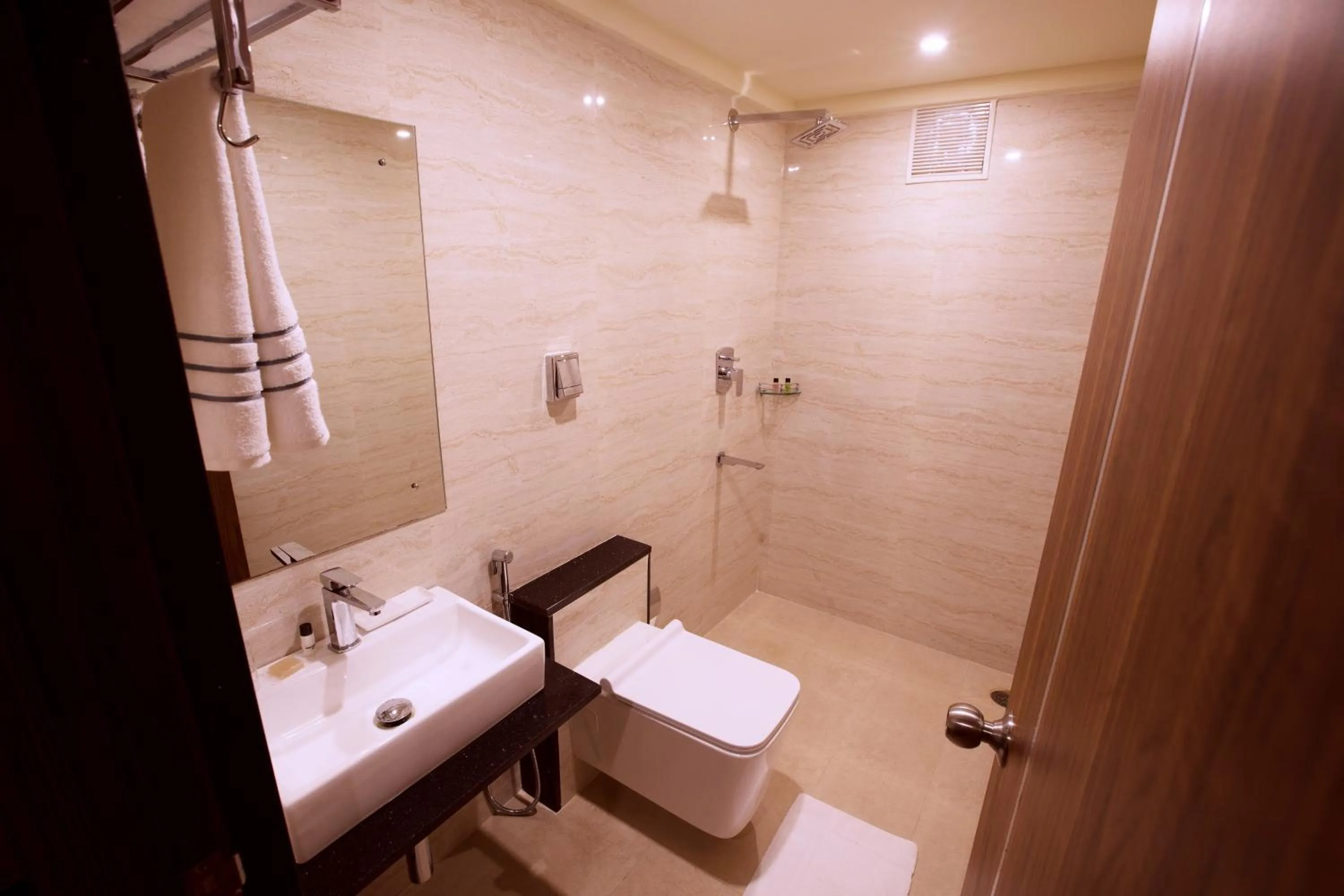 Bathroom in Hotel RK Gardenia