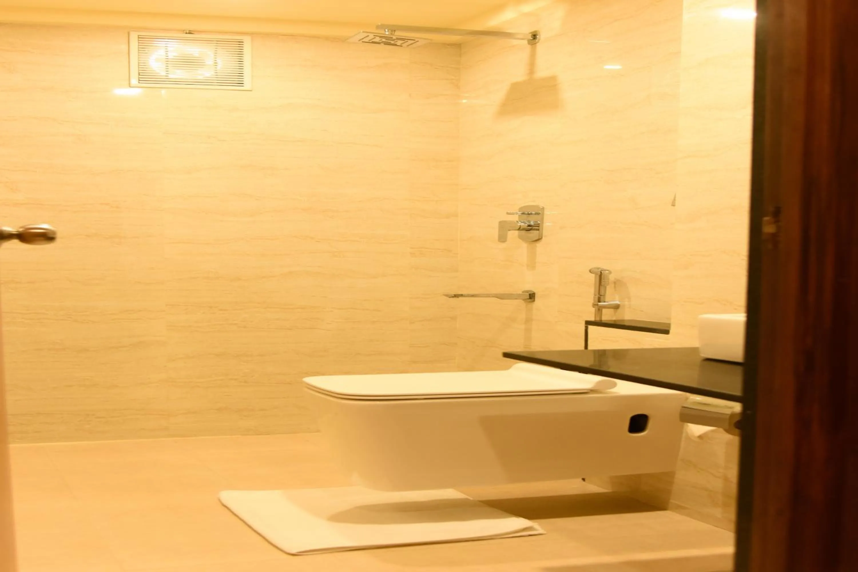 Bathroom in Hotel RK Gardenia