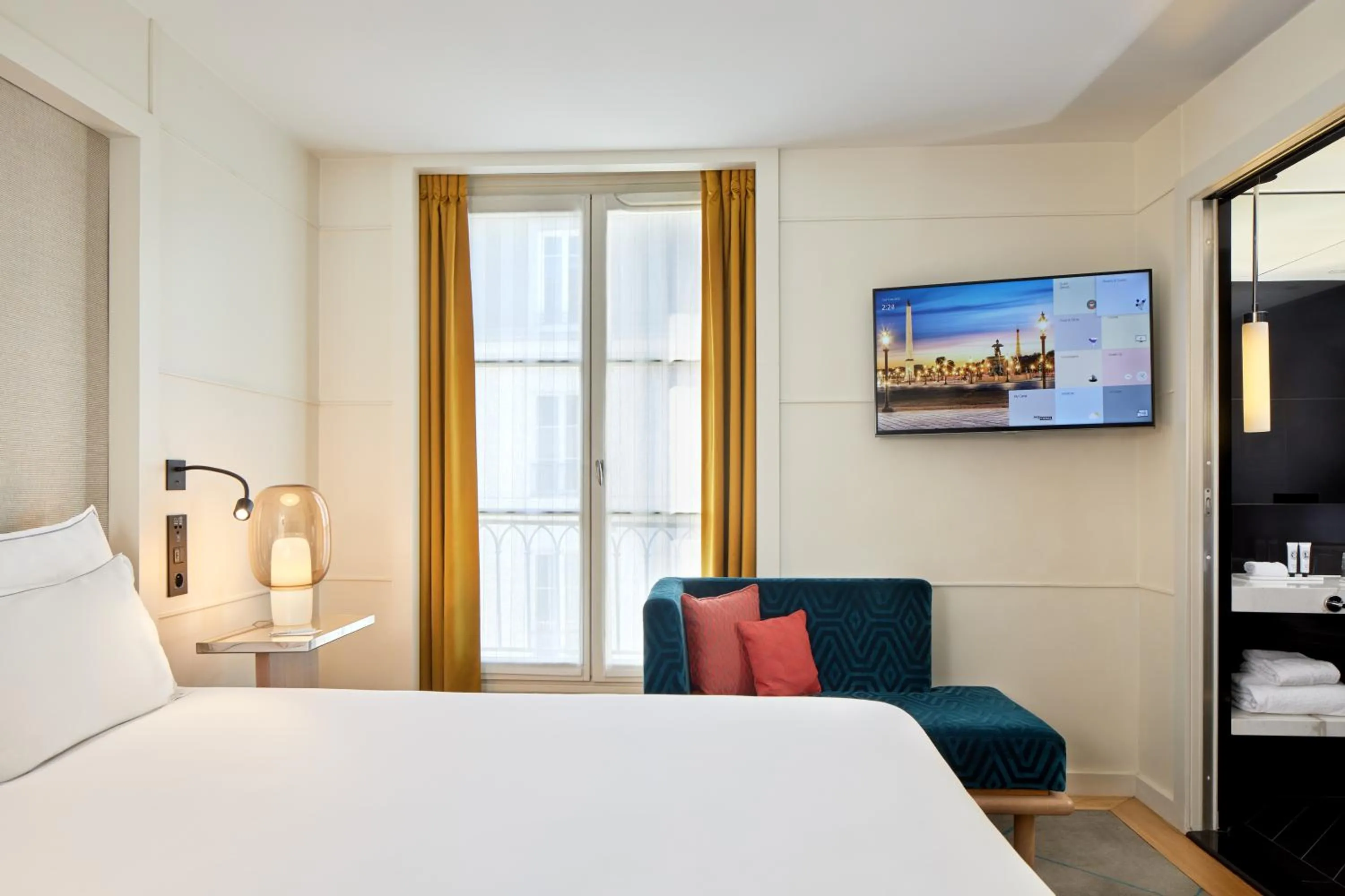 Bedroom, Bed in Hotel Opéra Richepanse