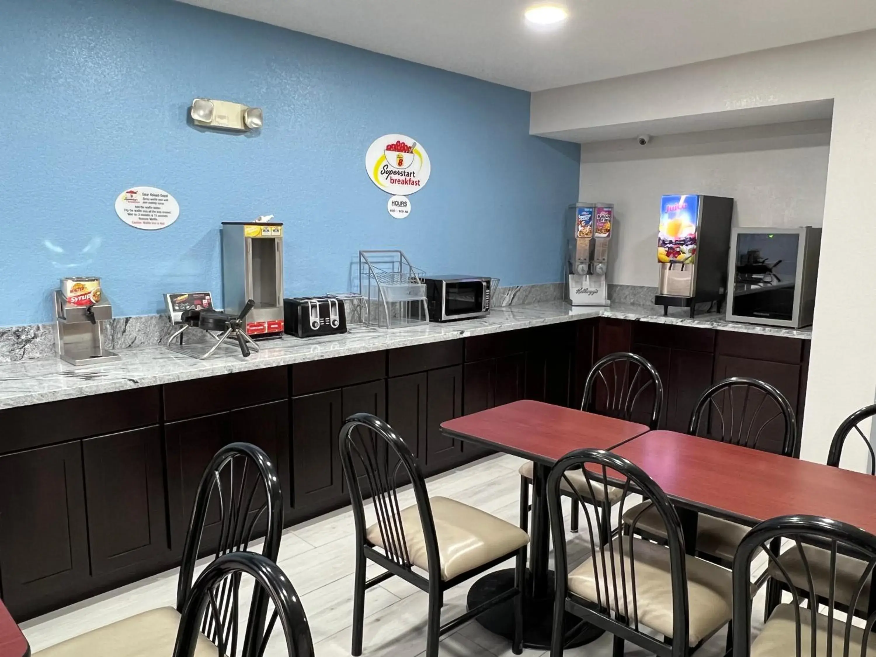 Breakfast in Super 8 by Wyndham Clemmons - Bermuda Run - Winston-Salem I-40 Breakfast in Super 8 by Wyndham Clemmons - Bermuda Run - Winston-Salem I-40