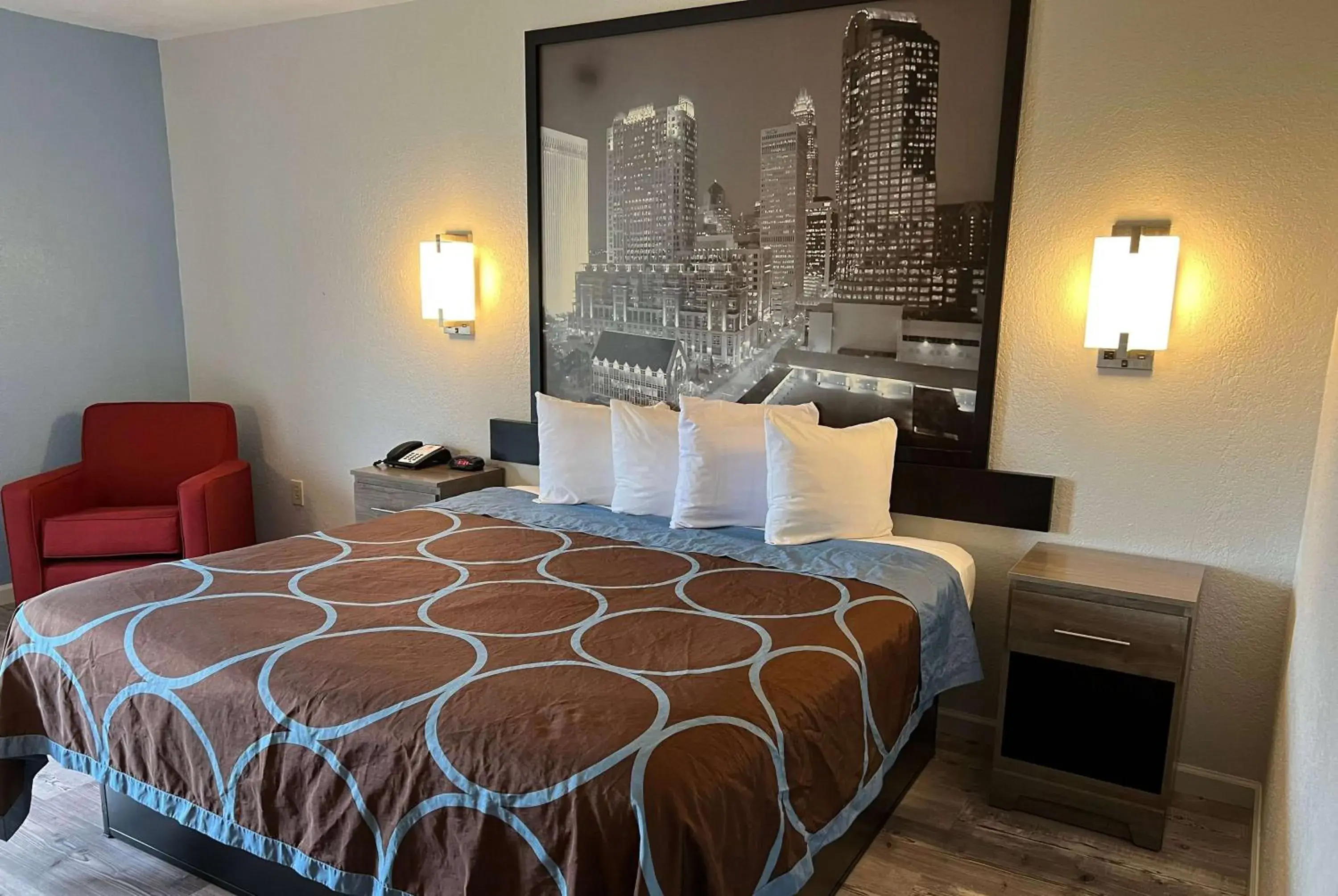 Photo of the whole room, Bed in Super 8 by Wyndham Clemmons - Bermuda Run - Winston-Salem I-40 Photo of the whole room, Bed in Super 8 by Wyndham Clemmons - Bermuda Run - Winston-Salem I-40