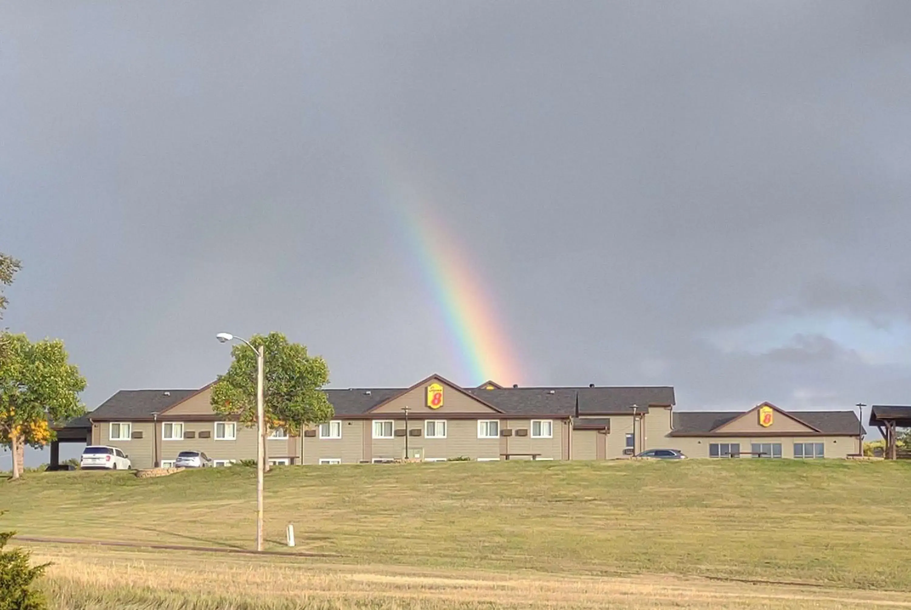 Property building in Super 8 by Wyndham Chamberlain SD Property building in Super 8 by Wyndham Chamberlain SD