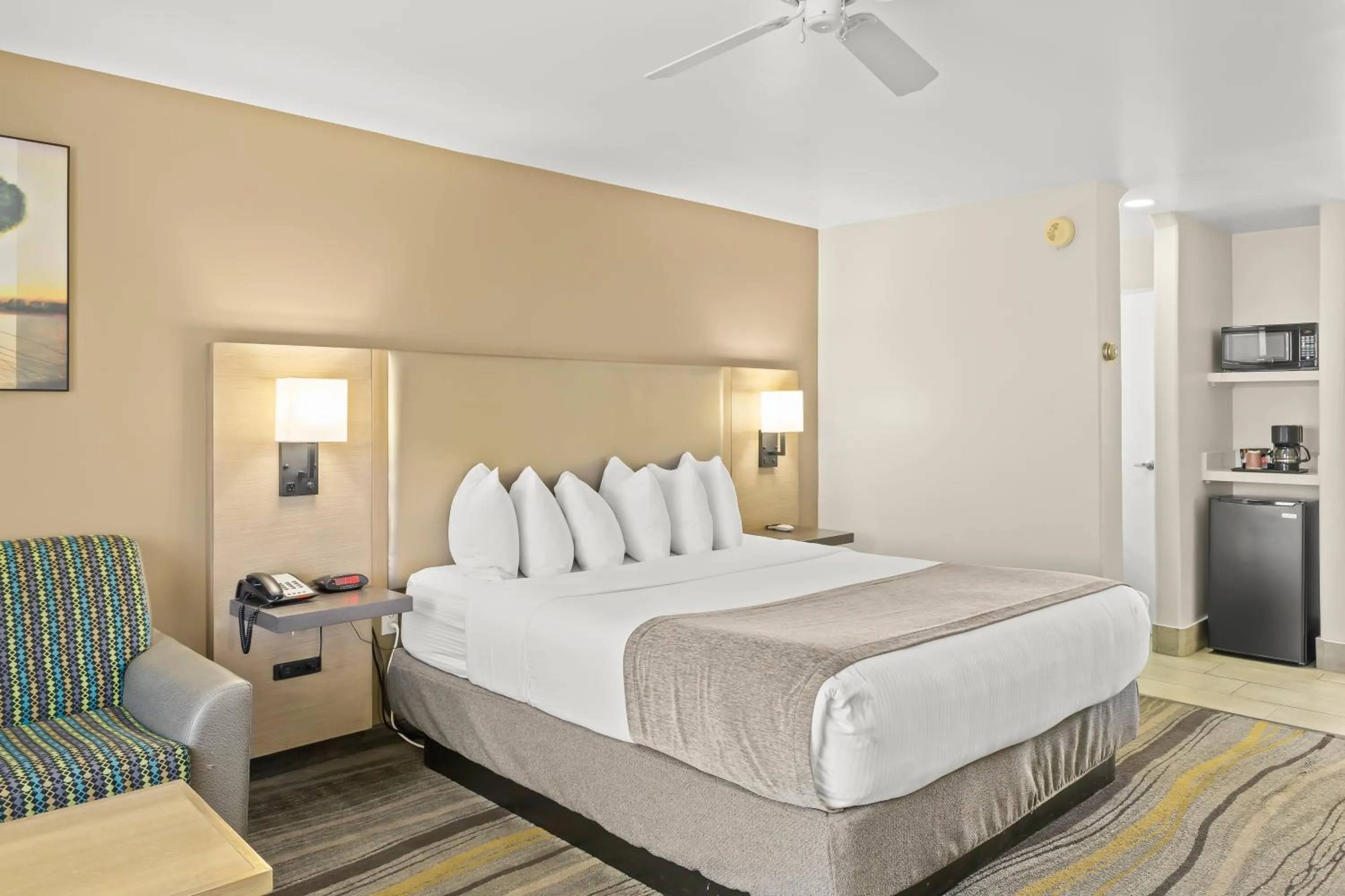 Bed in Los Viajeros Inn