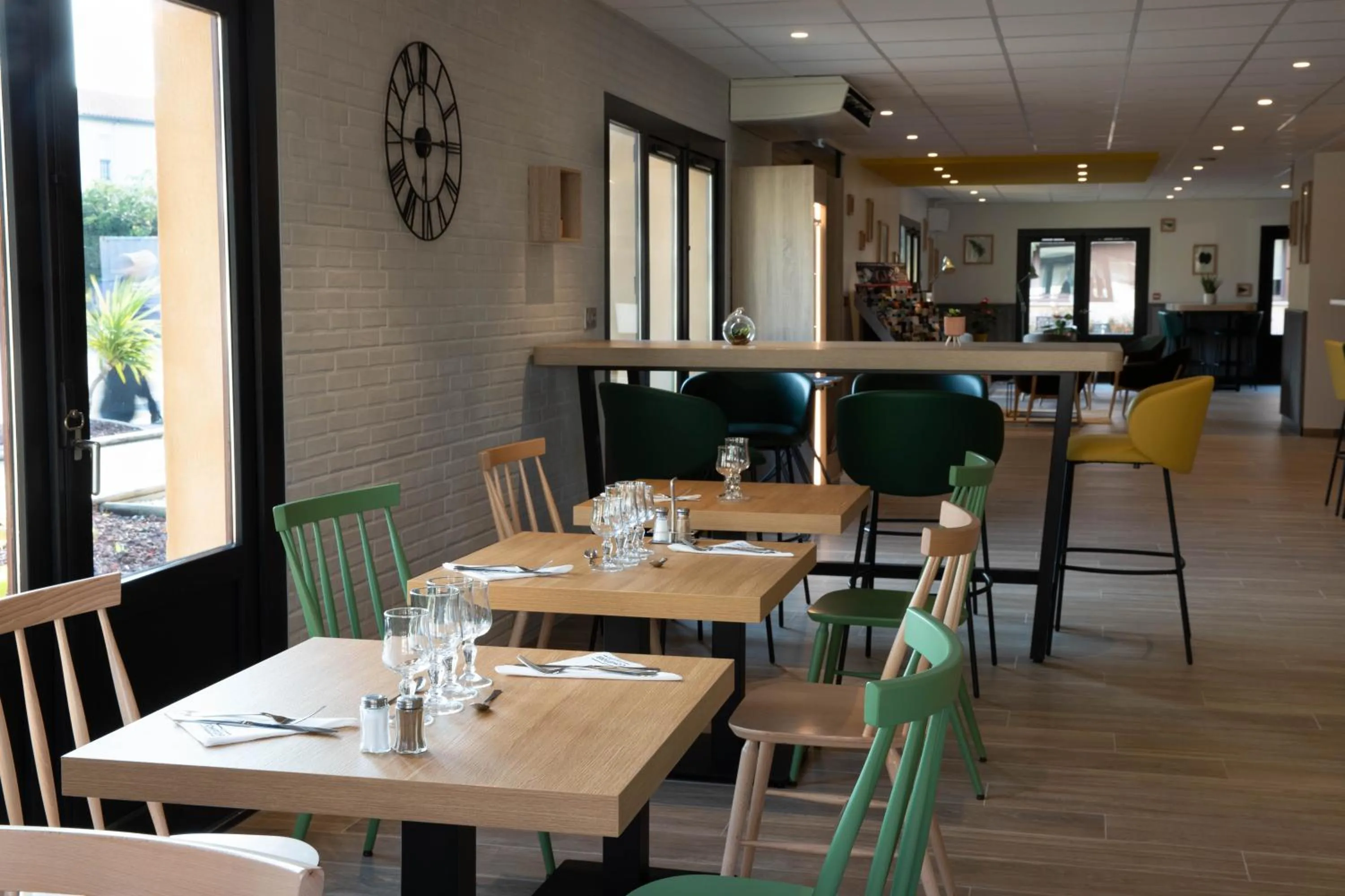 Restaurant/places to eat in Campanile Narbonne A9/A61