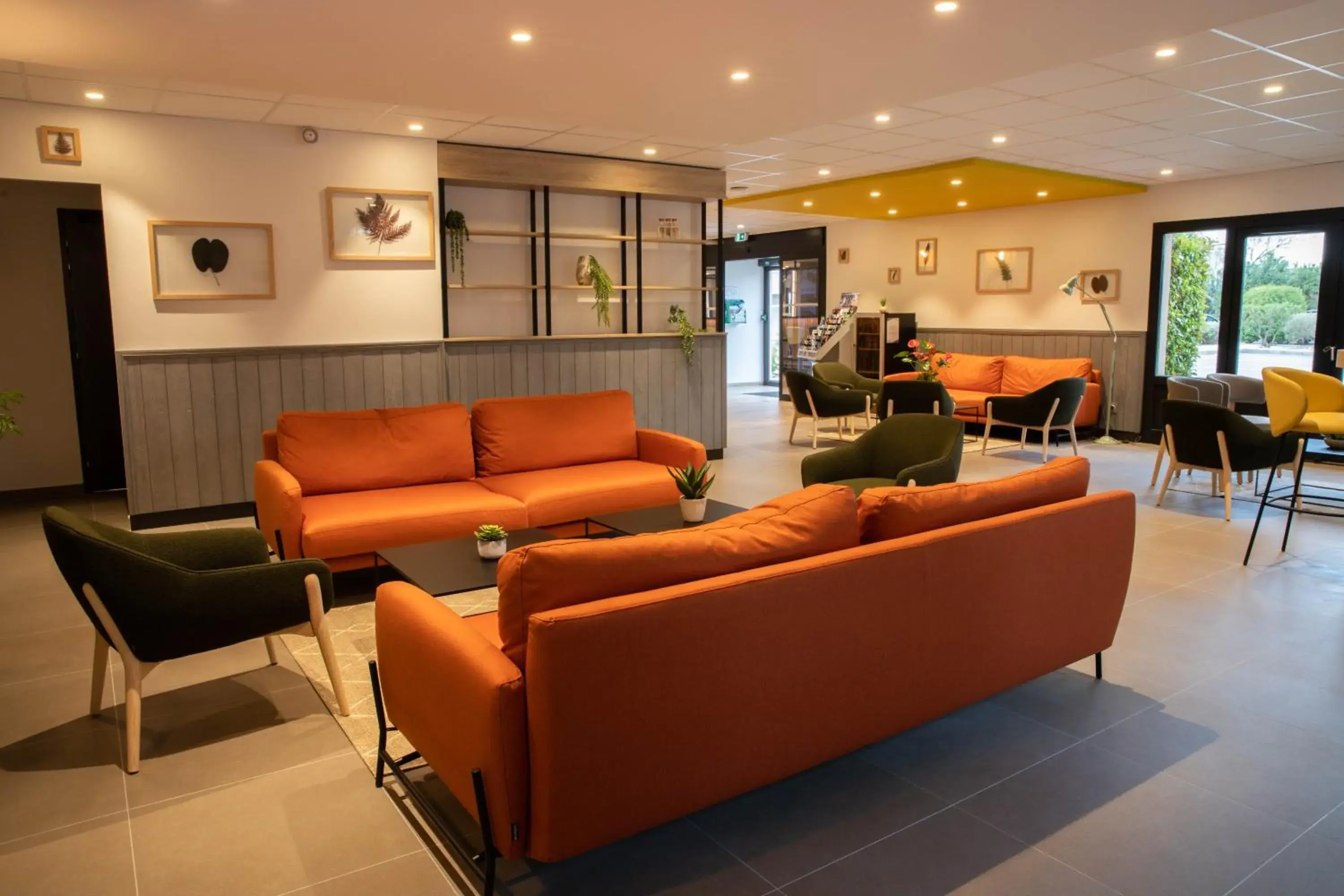 Lounge or bar in Campanile Narbonne A9/A61 Lounge or bar in Campanile Narbonne A9/A61