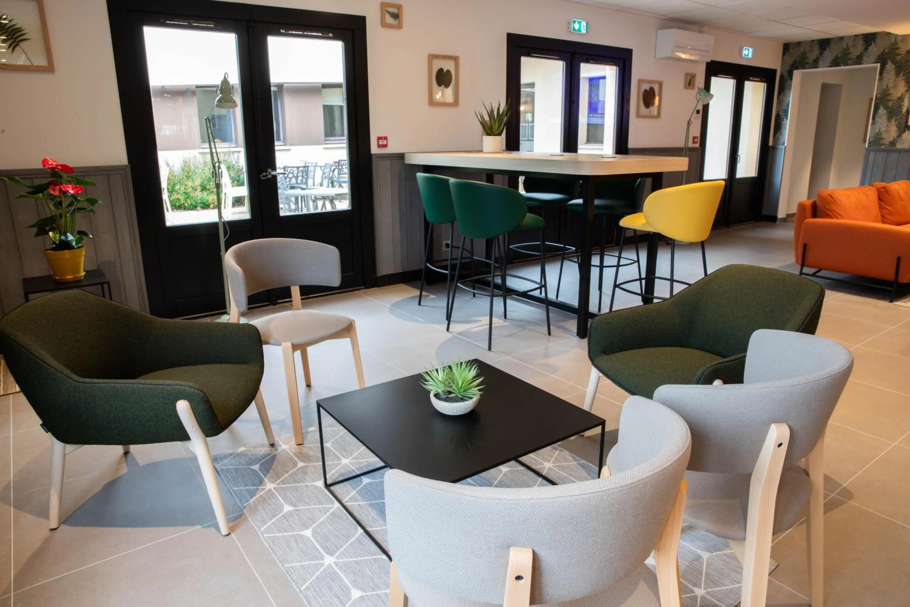 Lounge or bar in Campanile Narbonne A9/A61