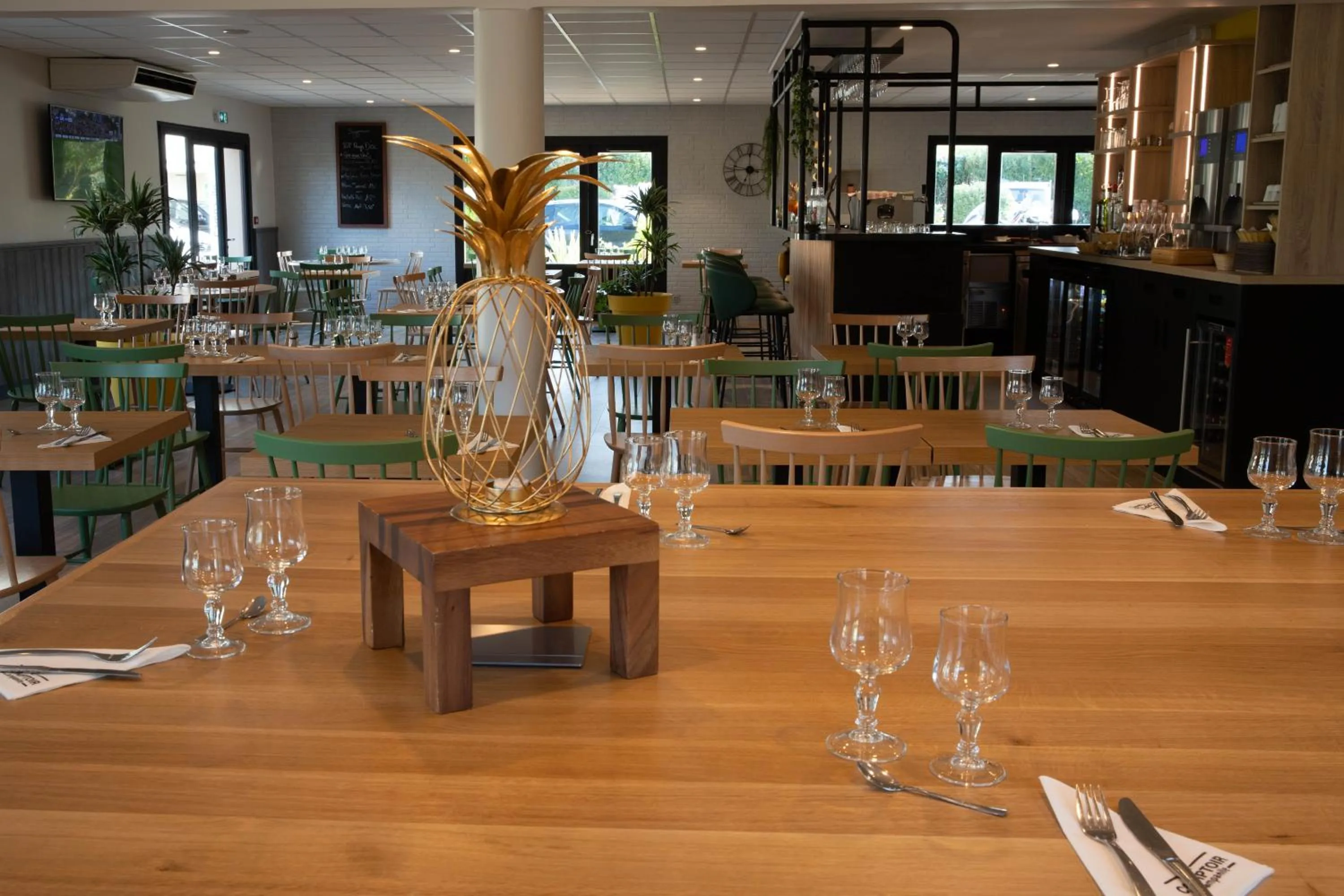 Restaurant/places to eat in Campanile Narbonne A9/A61