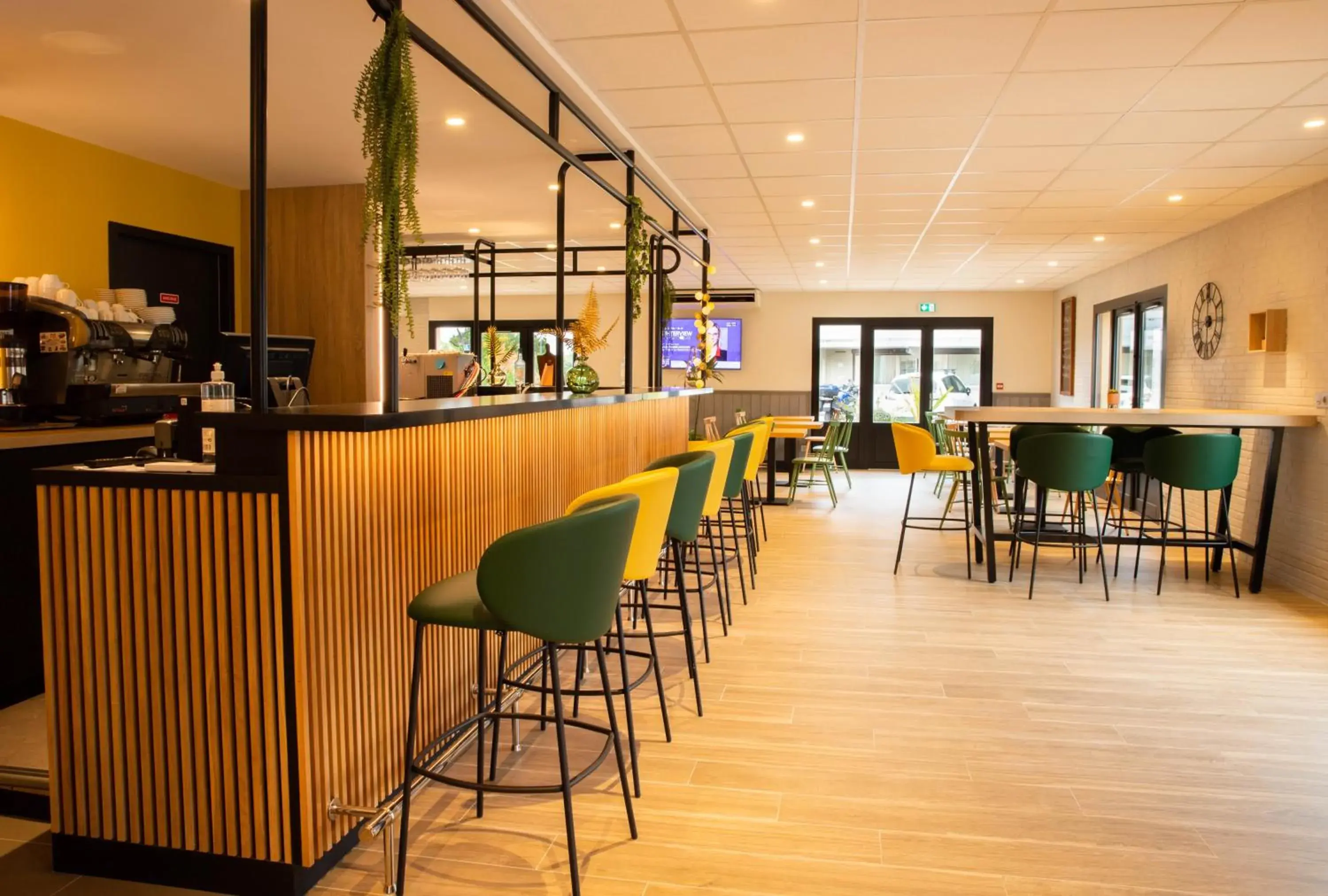 Lounge or bar in Campanile Narbonne A9/A61 Lounge or bar in Campanile Narbonne A9/A61