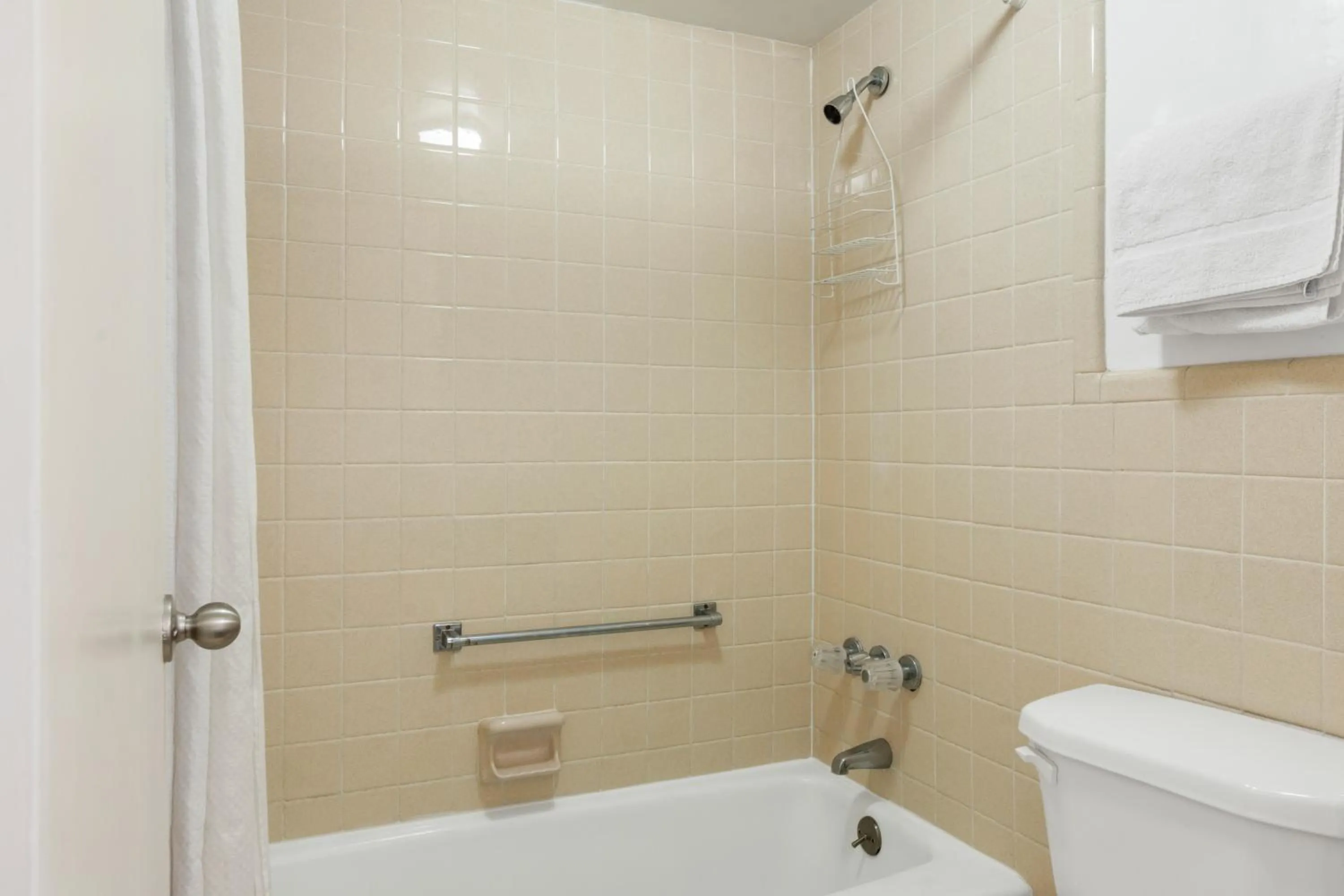 Bathroom in Traveler's Place Inn & Suites