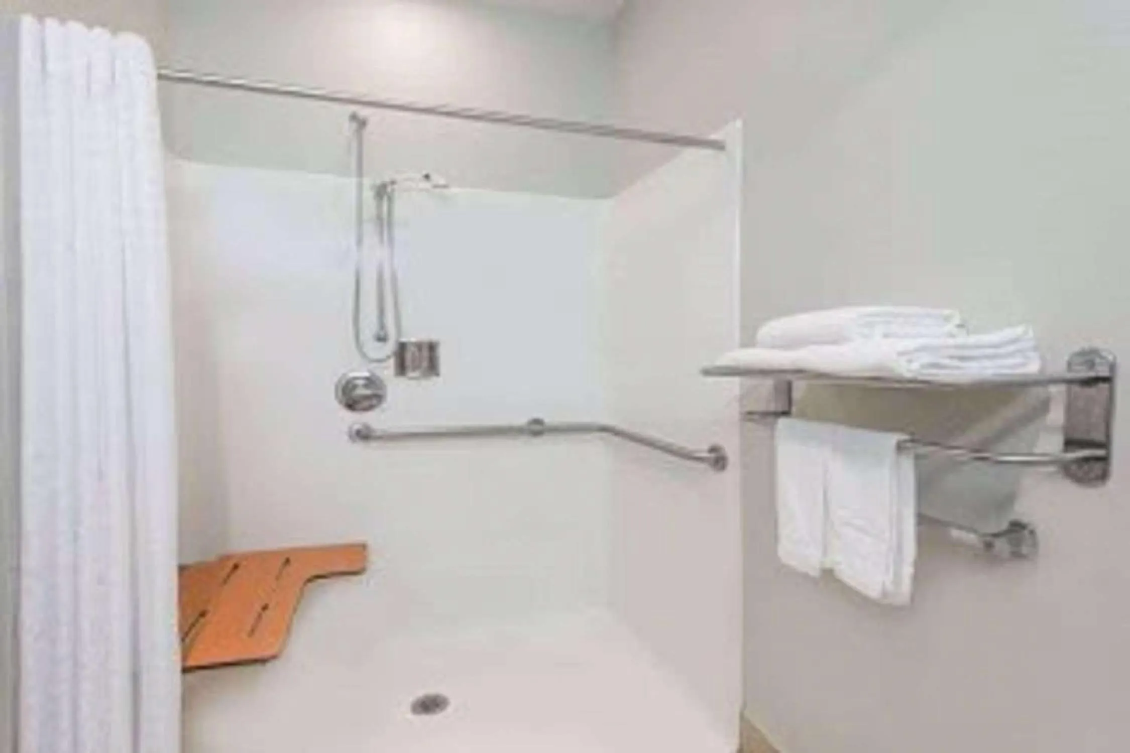 Bathroom in Sonesta Essential Morgantown