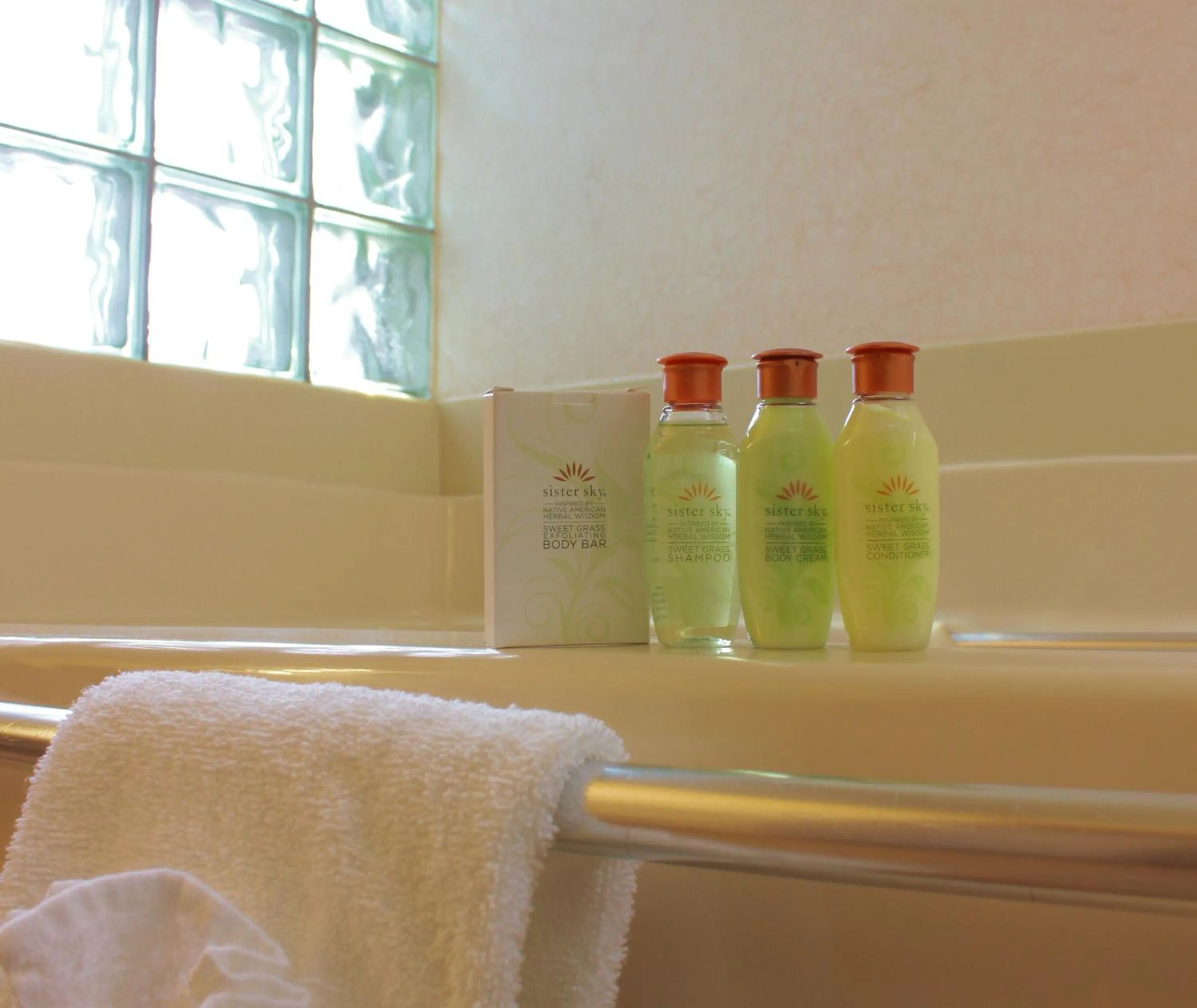 Decorative detail in Red Arrow Inn & Suites, a Travelodge by Wyndham