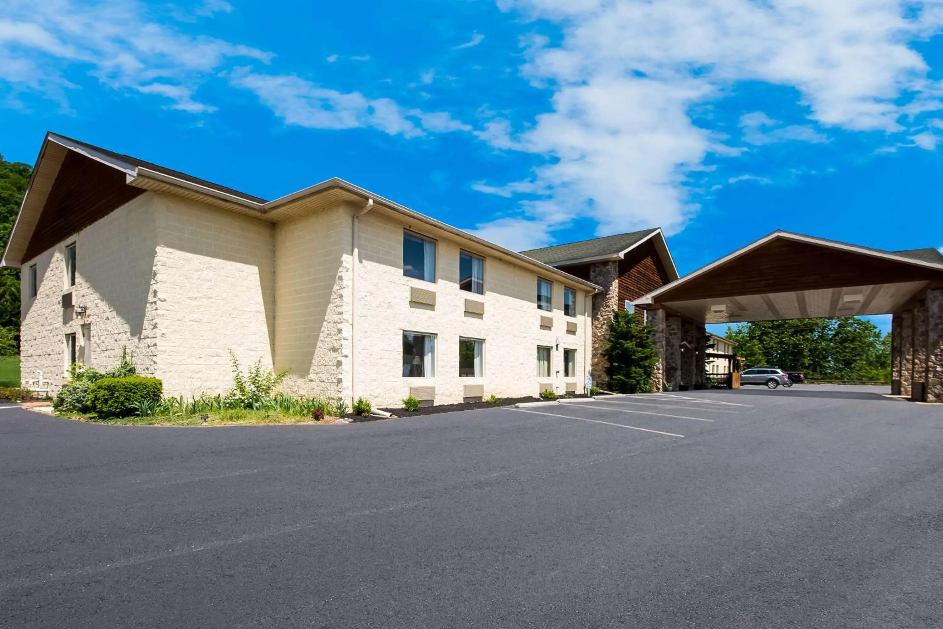 Property building in SureStay Plus Hotel by Best Western Berkeley Springs