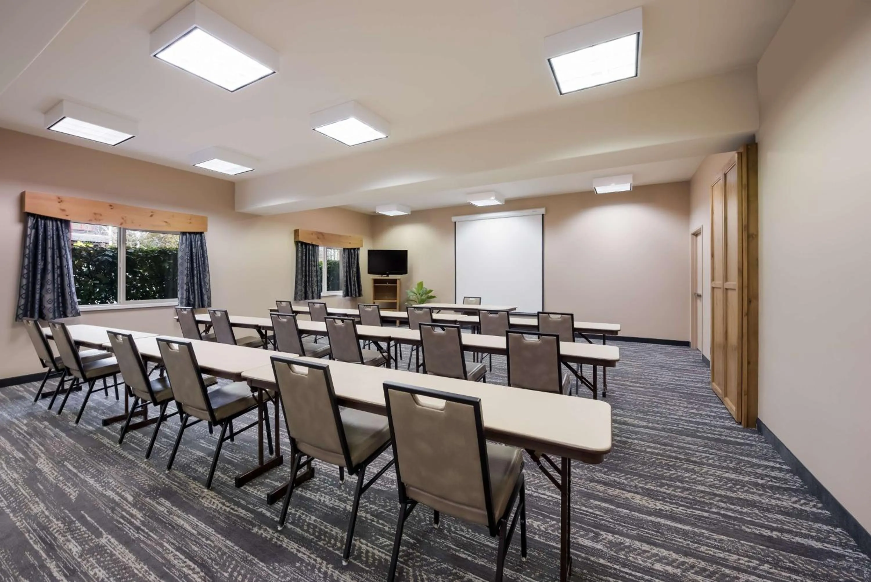 Meeting/conference room in Best Western Plus Kentwood Lodge
