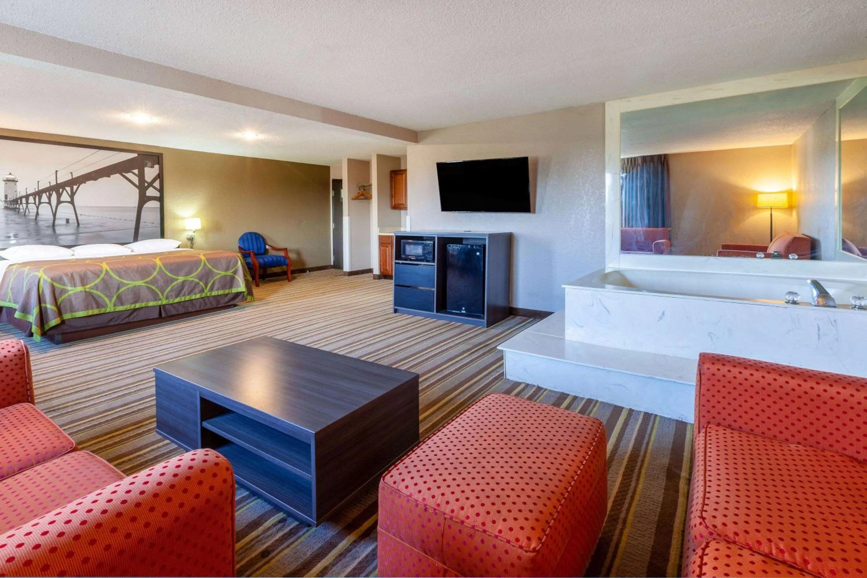 Bed in Super 8 by Wyndham Roseville/Detroit Area