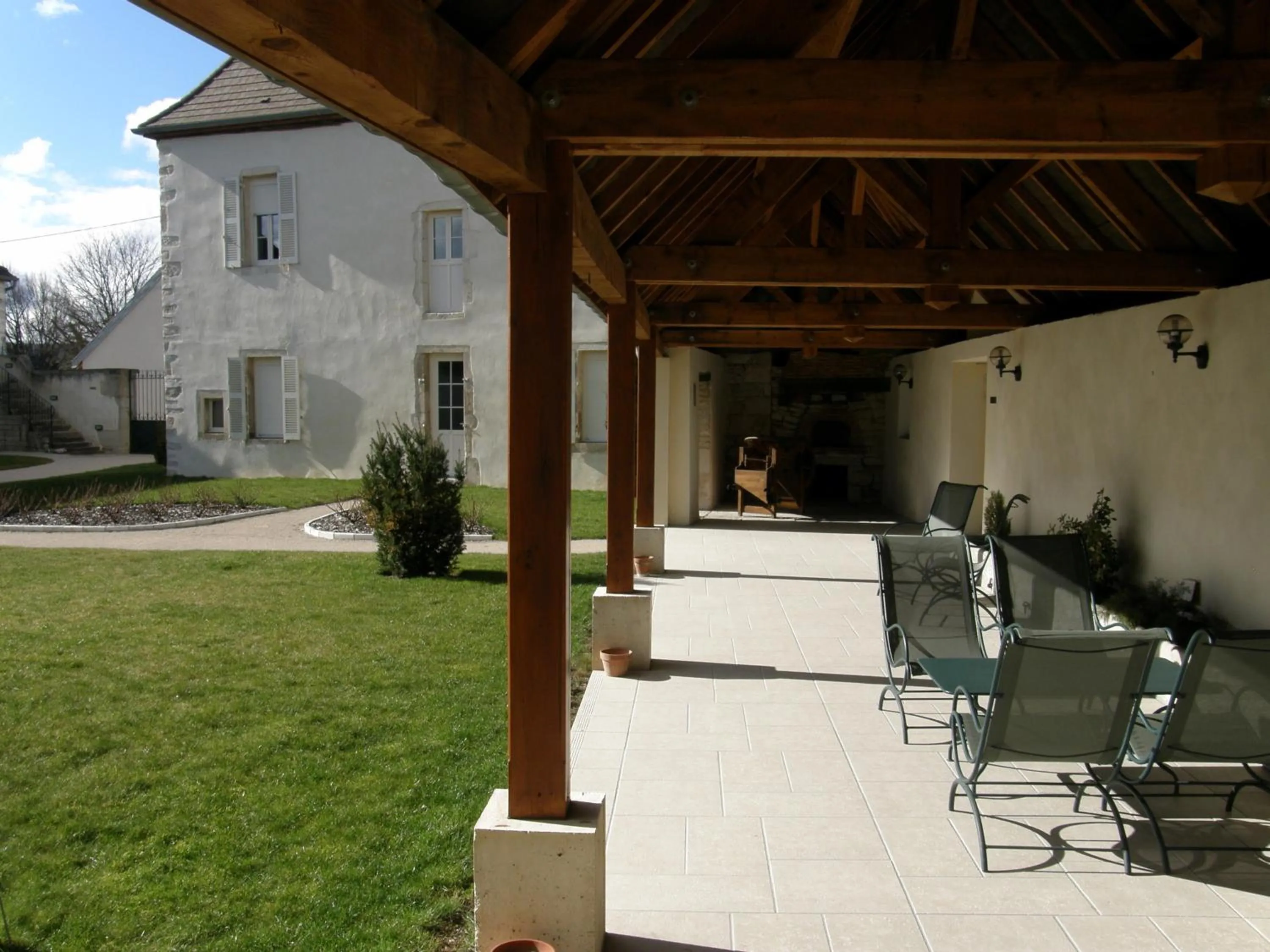 Garden in Hotel l'Orée Des Vignes