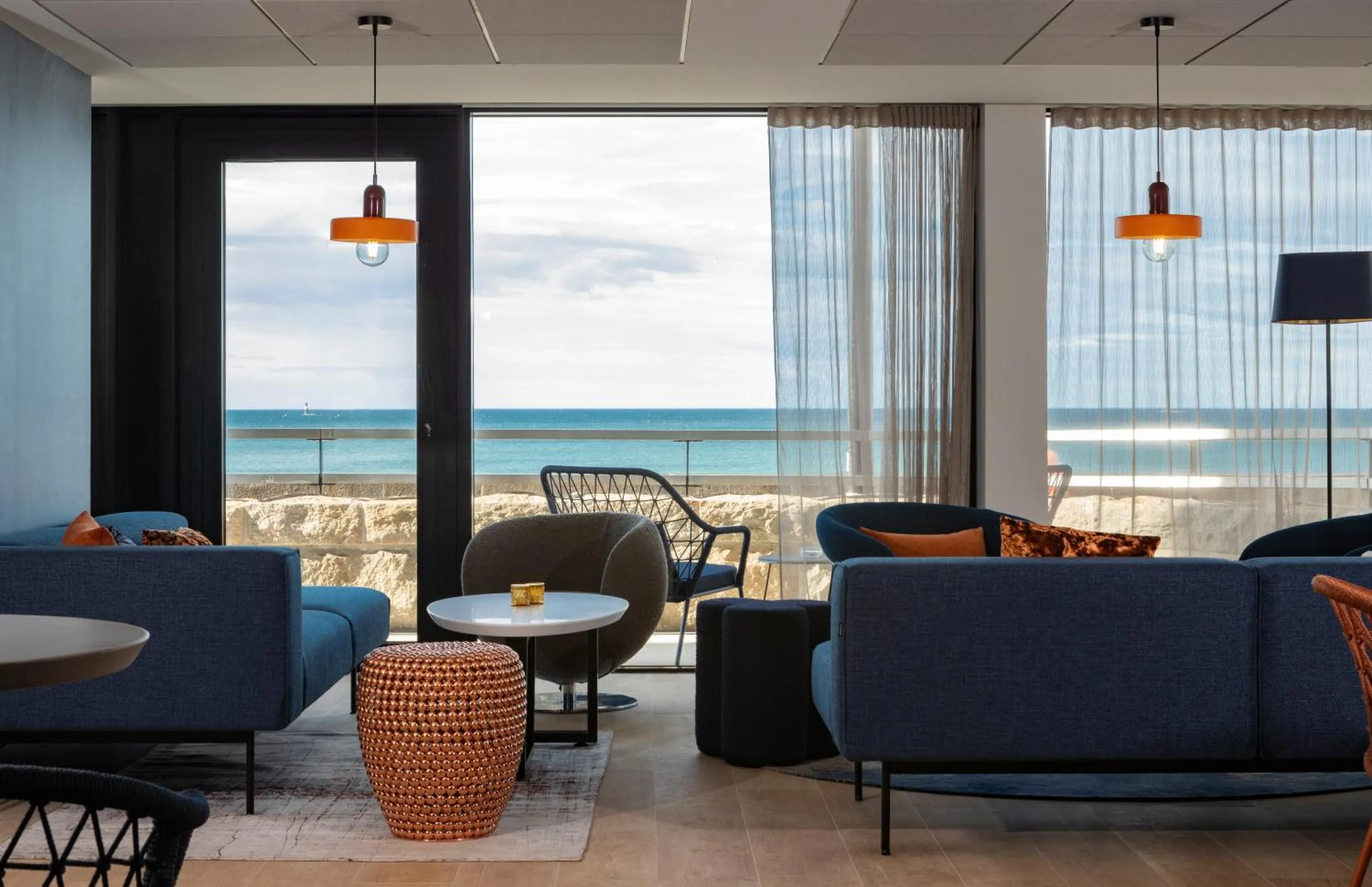 Seating area in Oceania Saint Malo