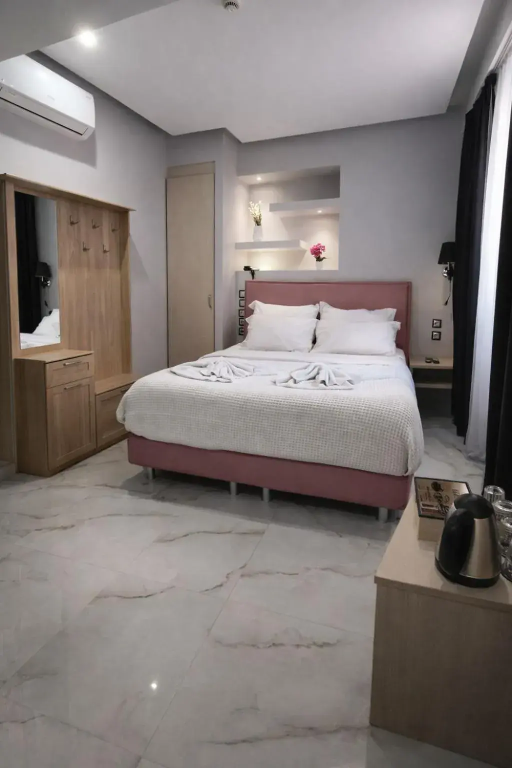 Bedroom, Bed in Athens Starlight Hotel Bedroom, Bed in Athens Starlight Hotel