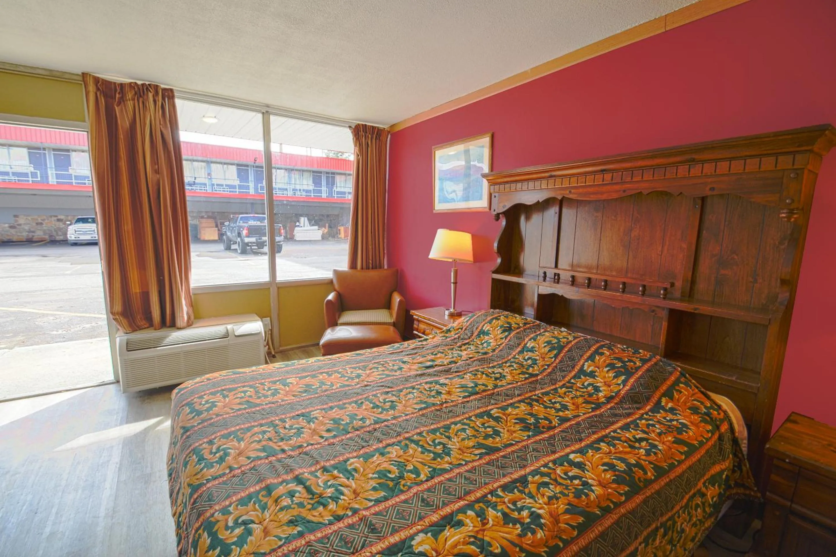 Bedroom in Holiday Lodge Virginia -Listing Partner