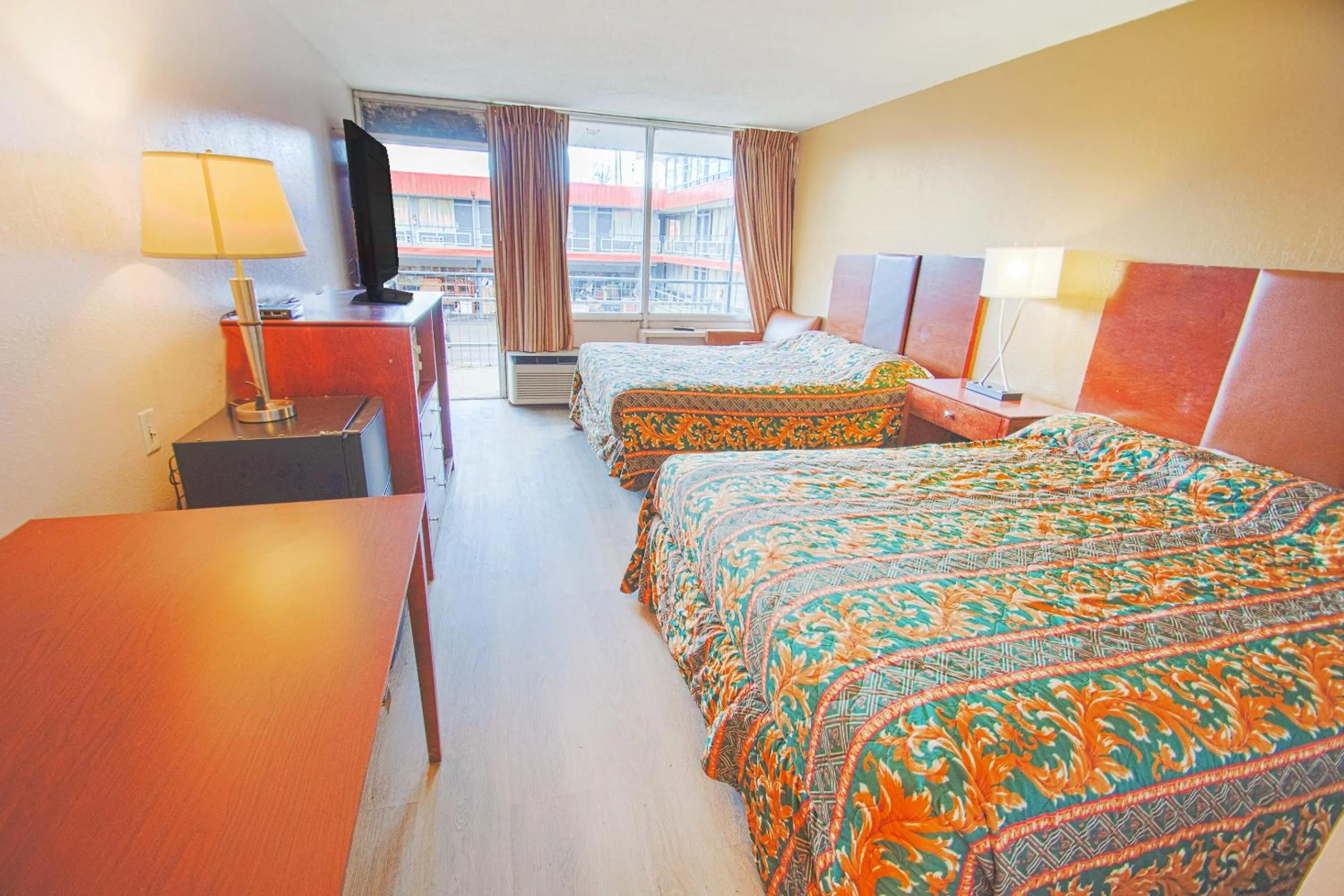 Bedroom in Holiday Lodge Virginia -Listing Partner