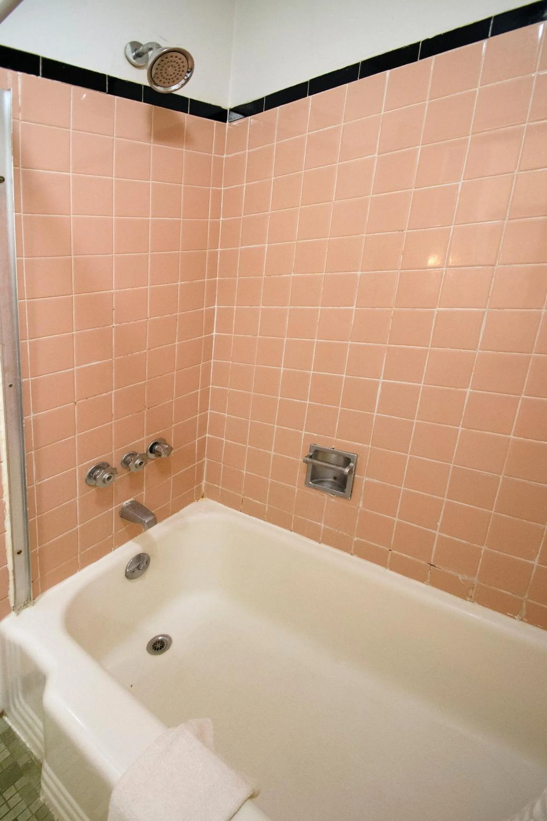 Bathroom in Holiday Lodge Virginia -Listing Partner