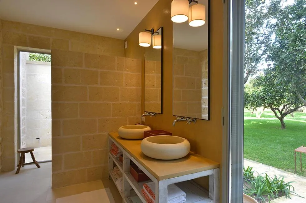 Bathroom in Masseria Trapana