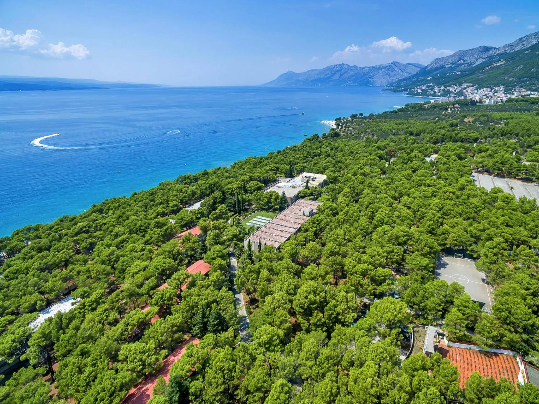 Property building in Hotel Alemaris