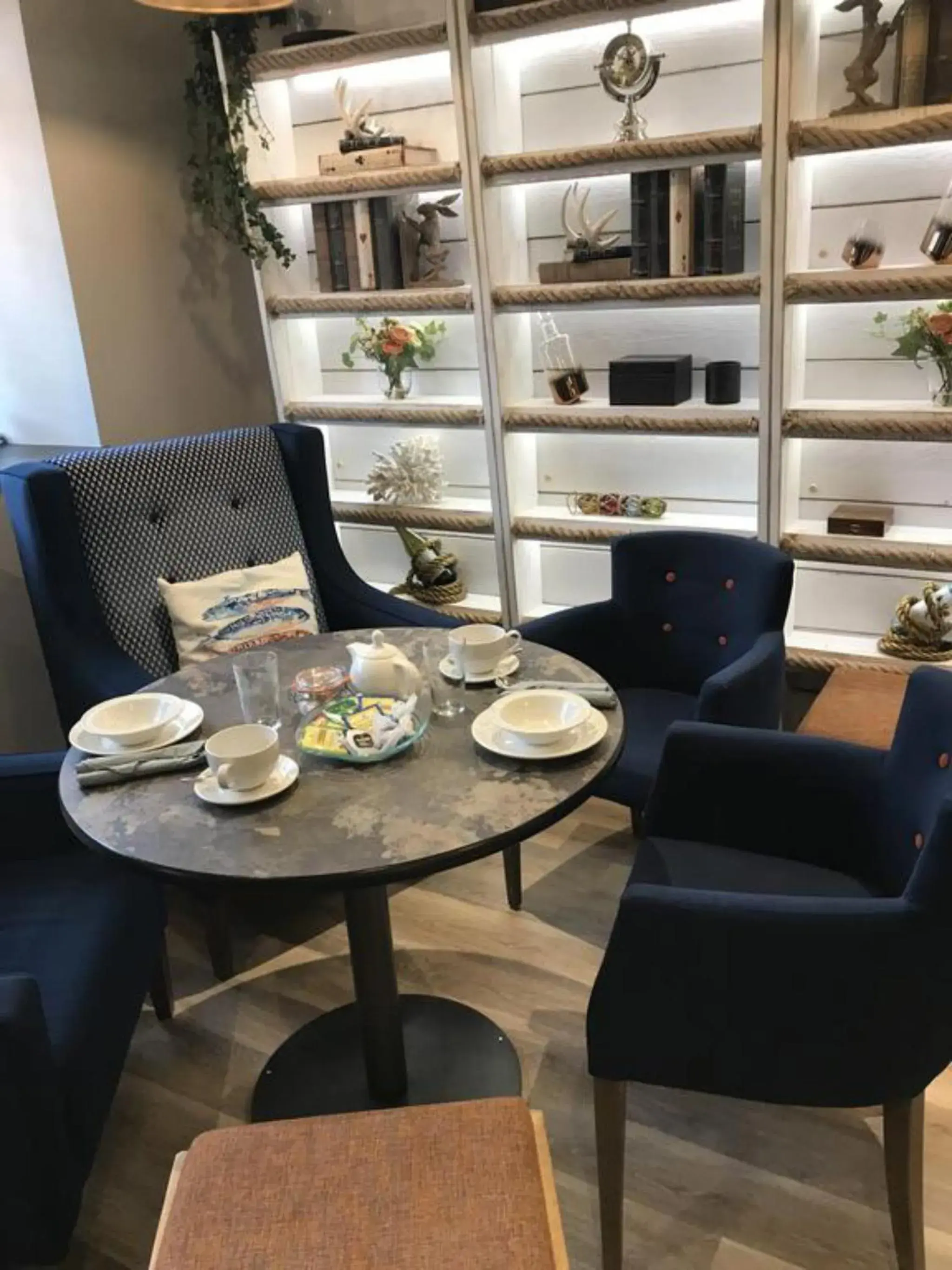 Deluxe Twin Room - single occupancy in The Estuary - A Bar with Rooms Deluxe Twin Room - single occupancy in The Estuary - A Bar with Rooms