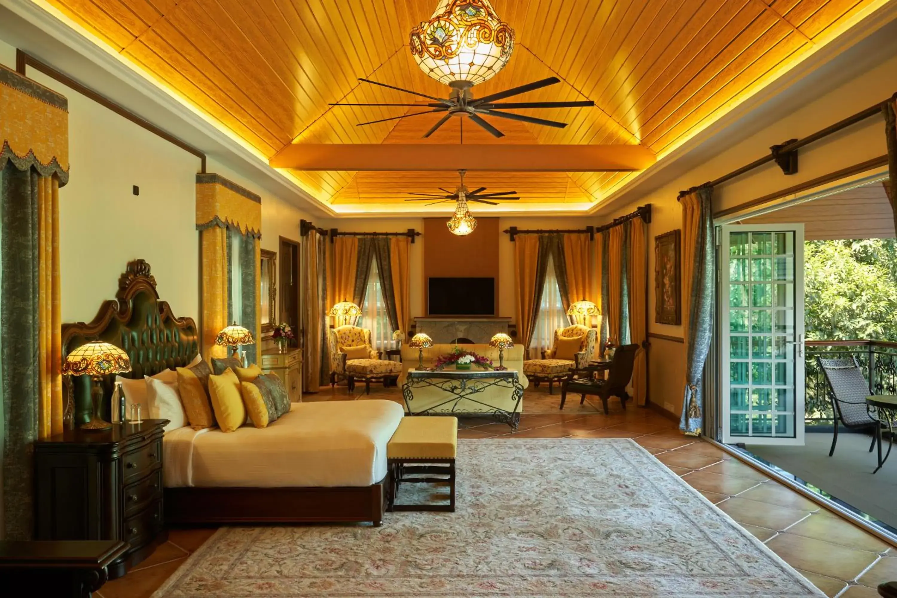 Grand Hill View Suite in Coorg Wilderness Resort & Spa Grand Hill View Suite in Coorg Wilderness Resort & Spa