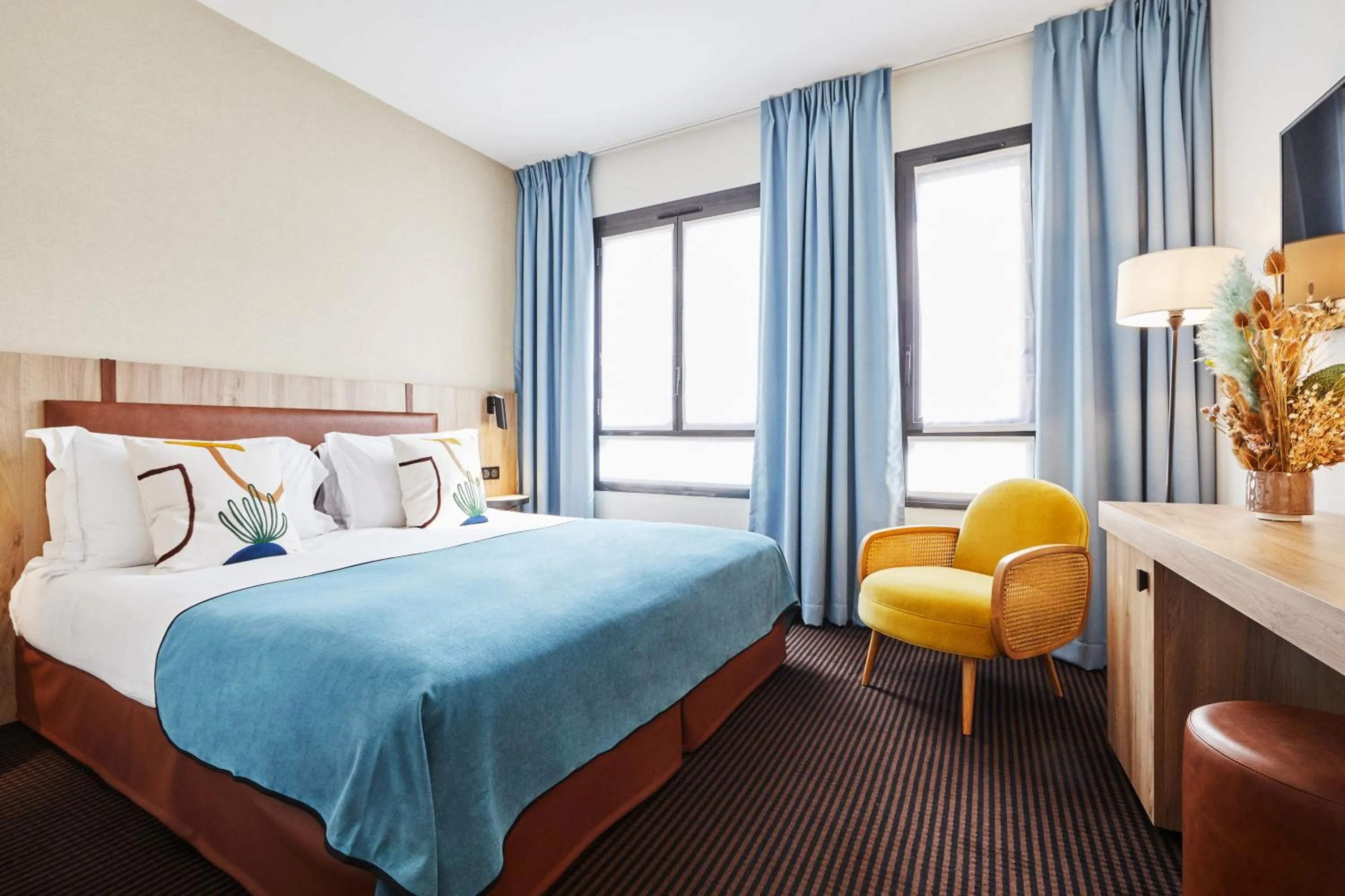 Bedroom, Bed in Plaza Tour Eiffel