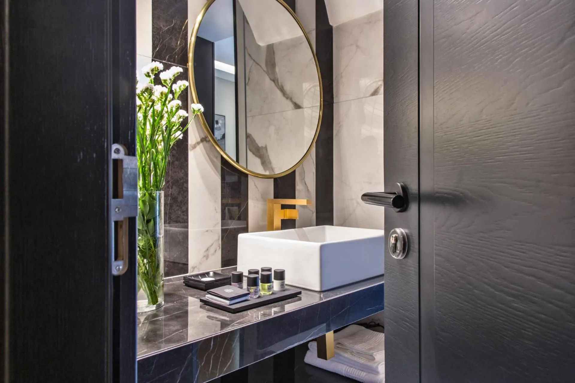 Toilet in Citykey Napoli - Bed & Breakfast