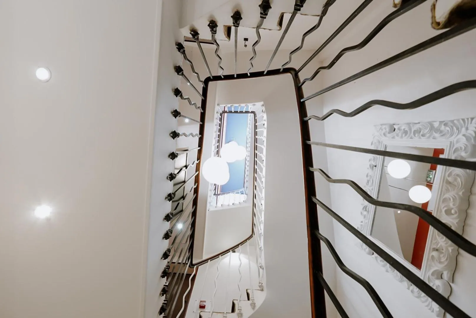 Decorative detail in Ideal Sejour Cannes - Hôtel de Charme