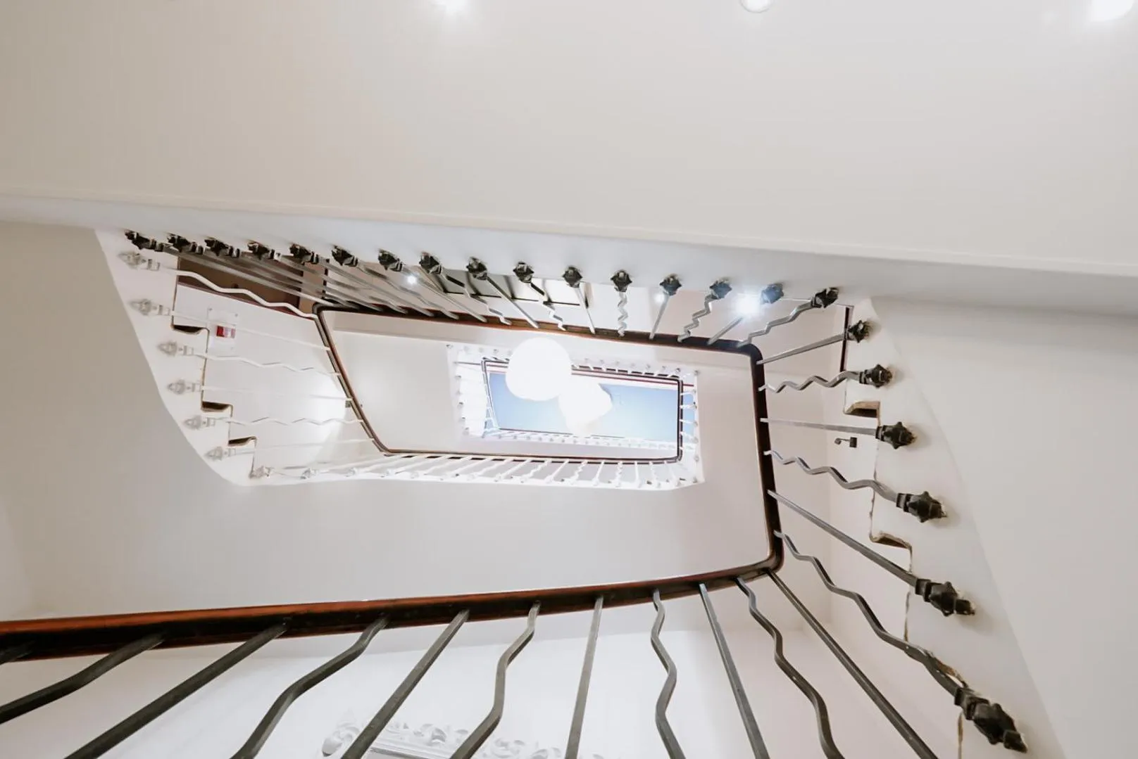 Property building in Ideal Sejour Cannes - Hôtel de Charme