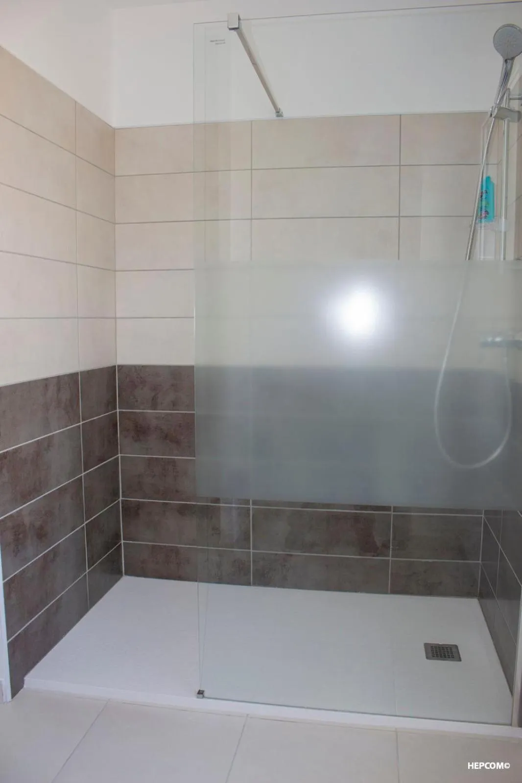 Shower in BASTIDE 9