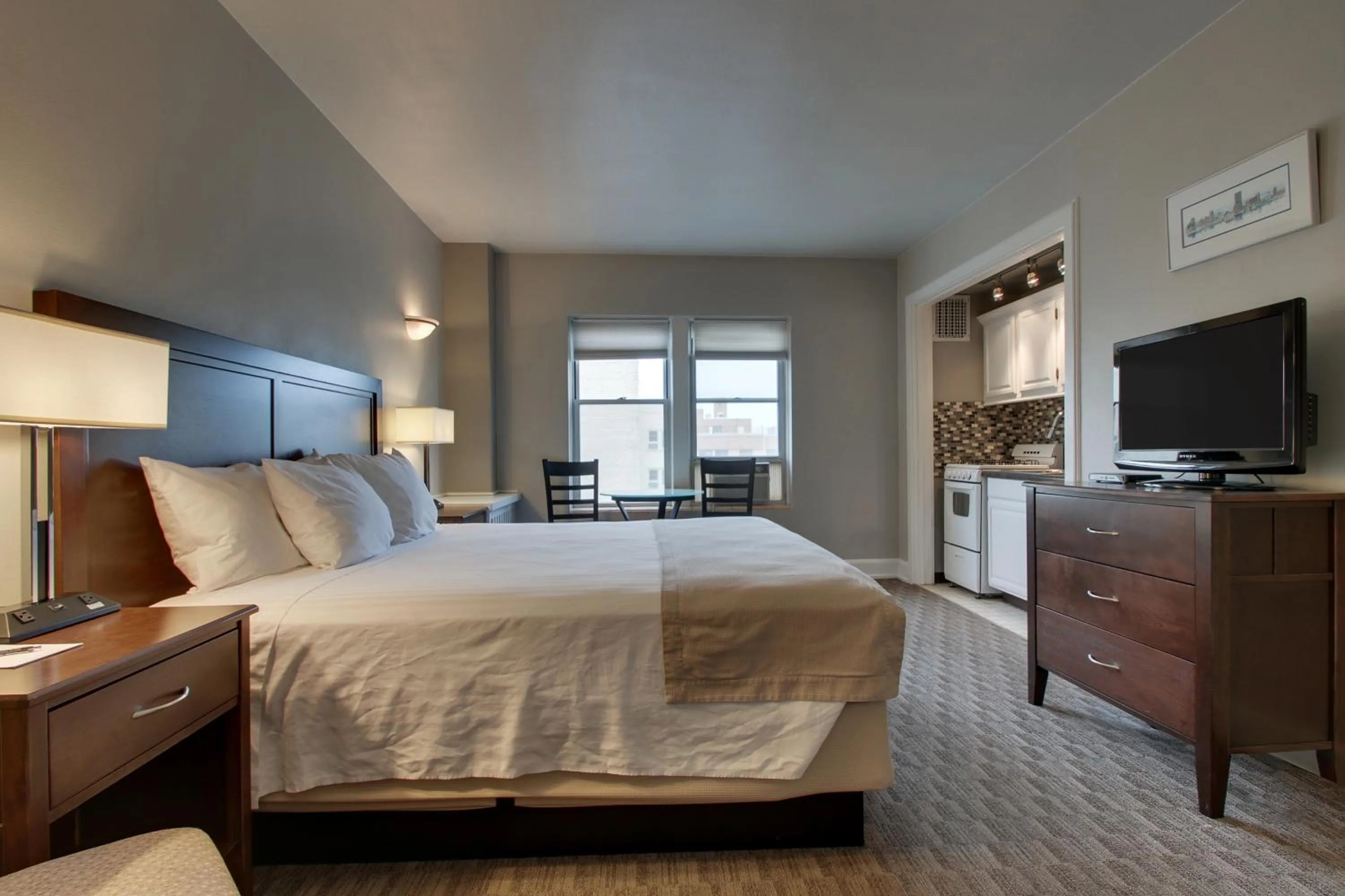 Bed in Knickerbocker on the Lake