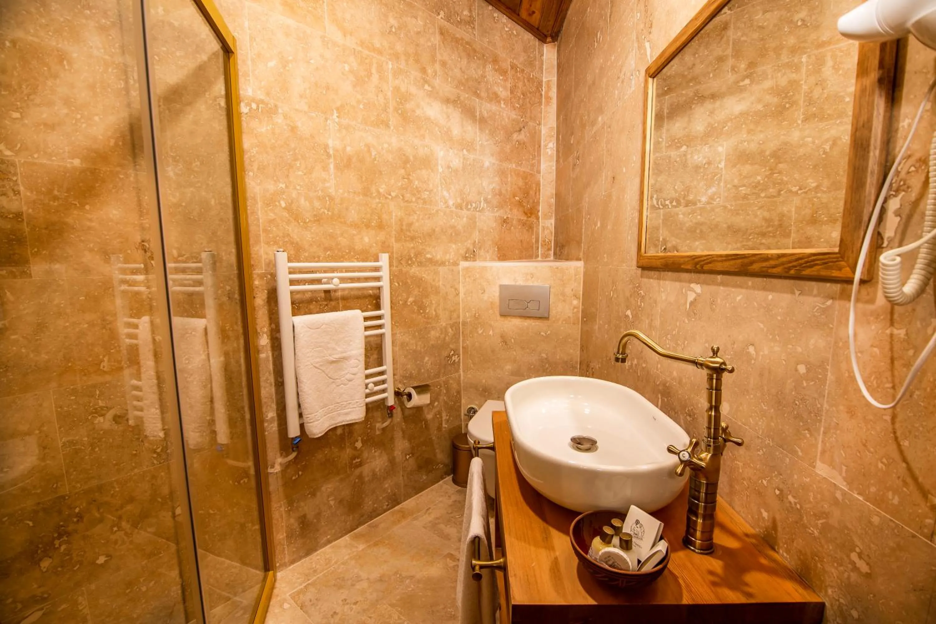 Bathroom in ikarus Cappadocia Hotel