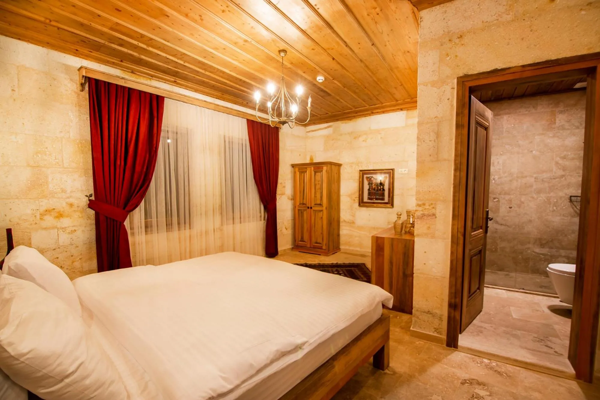 Bed in ikarus Cappadocia Hotel