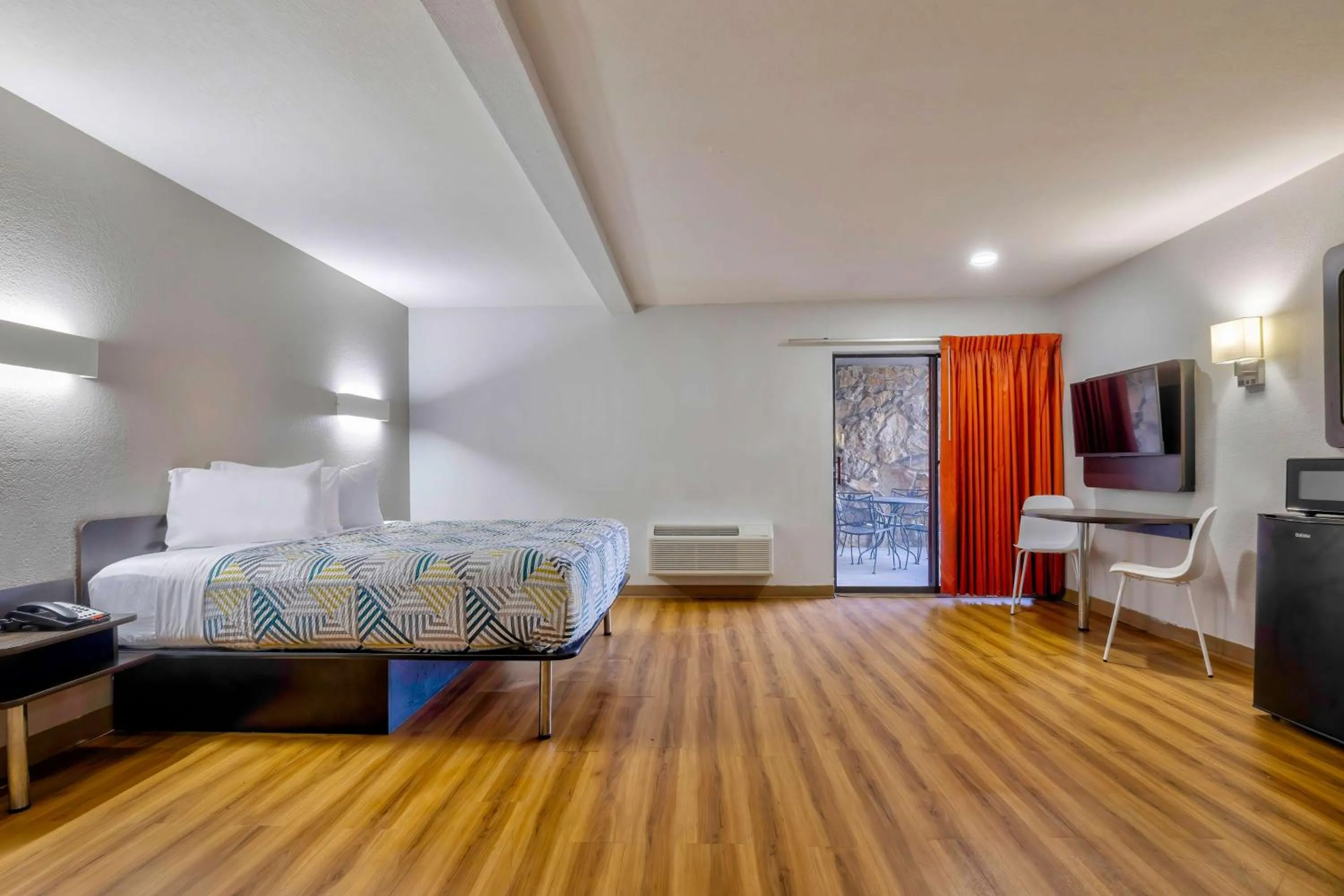 Bedroom, Bed in Motel 6 Little Rock AR South