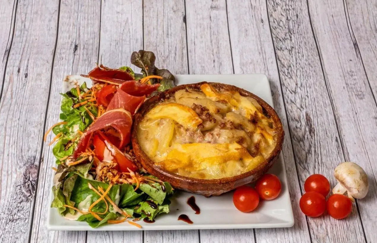 Restaurant/places to eat in The Originals Access, Hôtel Foix Restaurant/places to eat in The Originals Access, Hôtel Foix