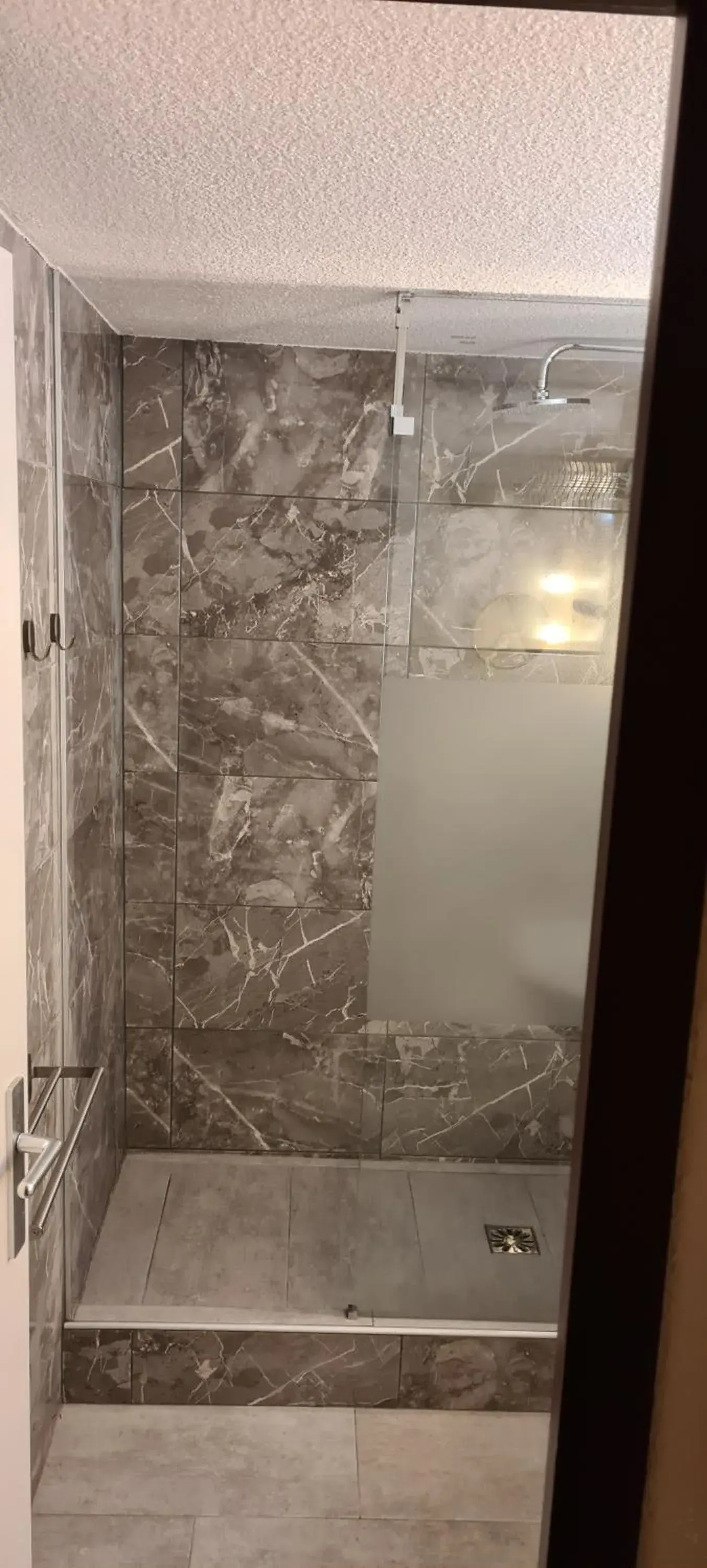 Bathroom in The Originals Access, Hôtel Foix Bathroom in The Originals Access, Hôtel Foix