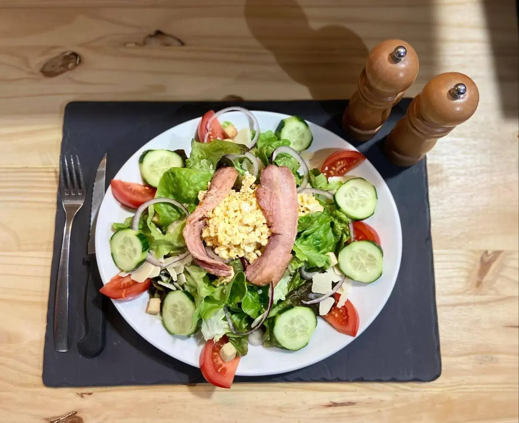 Restaurant/places to eat in The Originals Access, Hôtel Foix Restaurant/places to eat in The Originals Access, Hôtel Foix