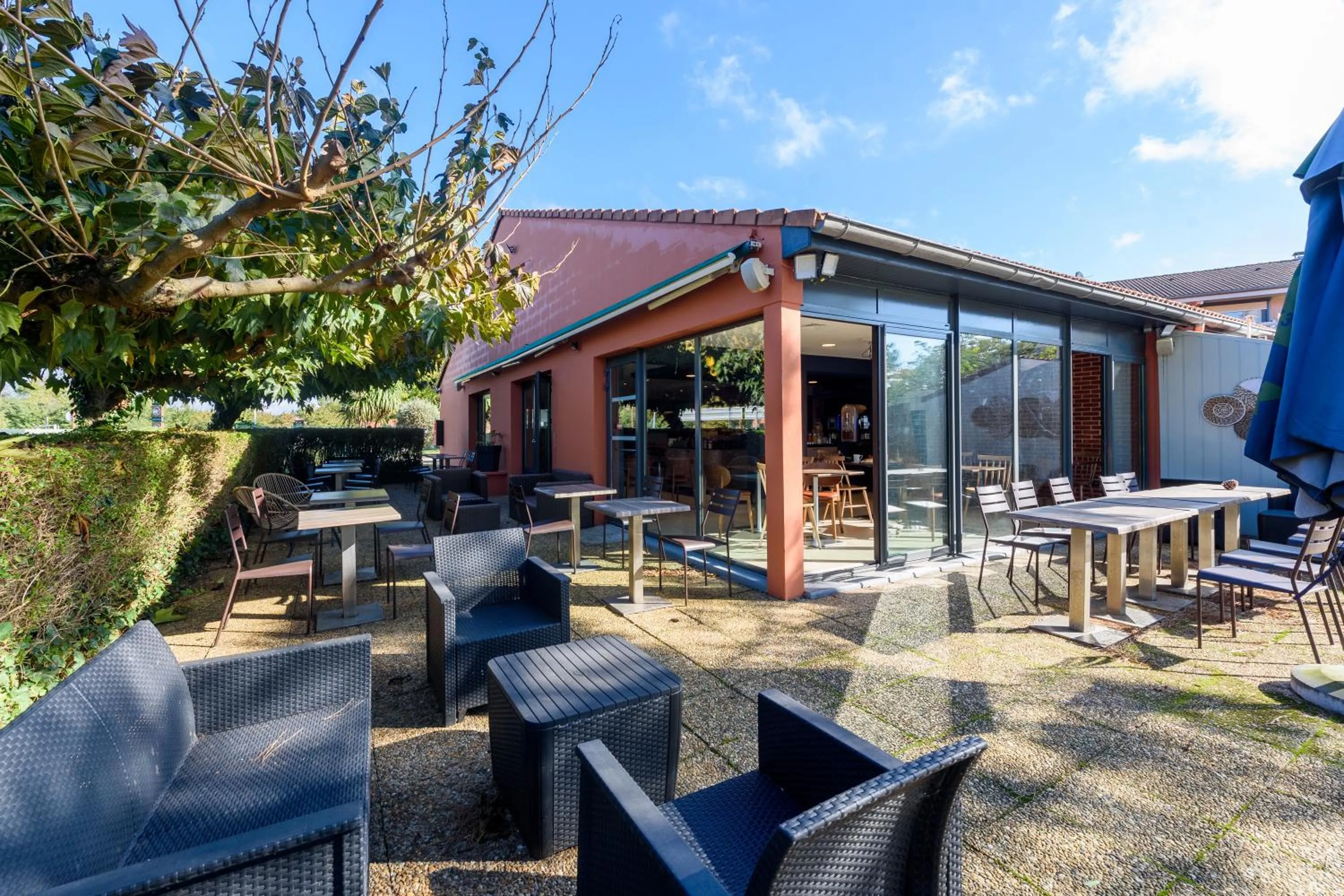 Patio in Campanile NATURE - Toulouse Nord L'Union