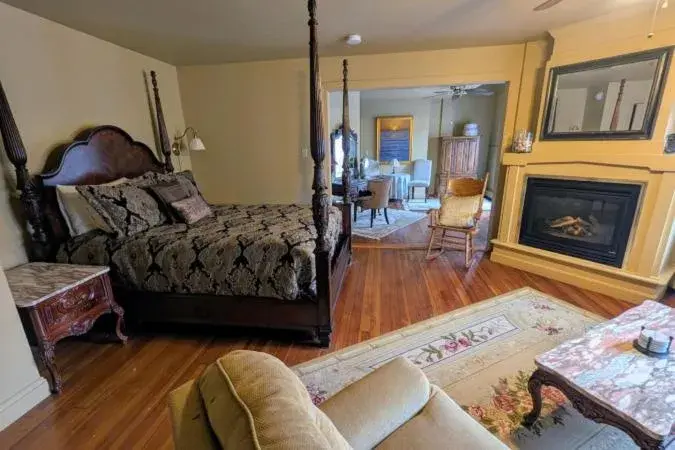 Deluxe Suite with Spa Bath in Haven By The Sea B&B Deluxe Suite with Spa Bath in Haven By The Sea B&B