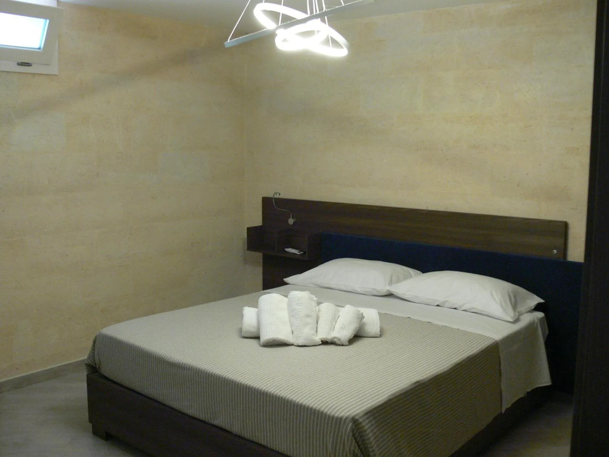 Communal lounge/ TV room in Tamarix