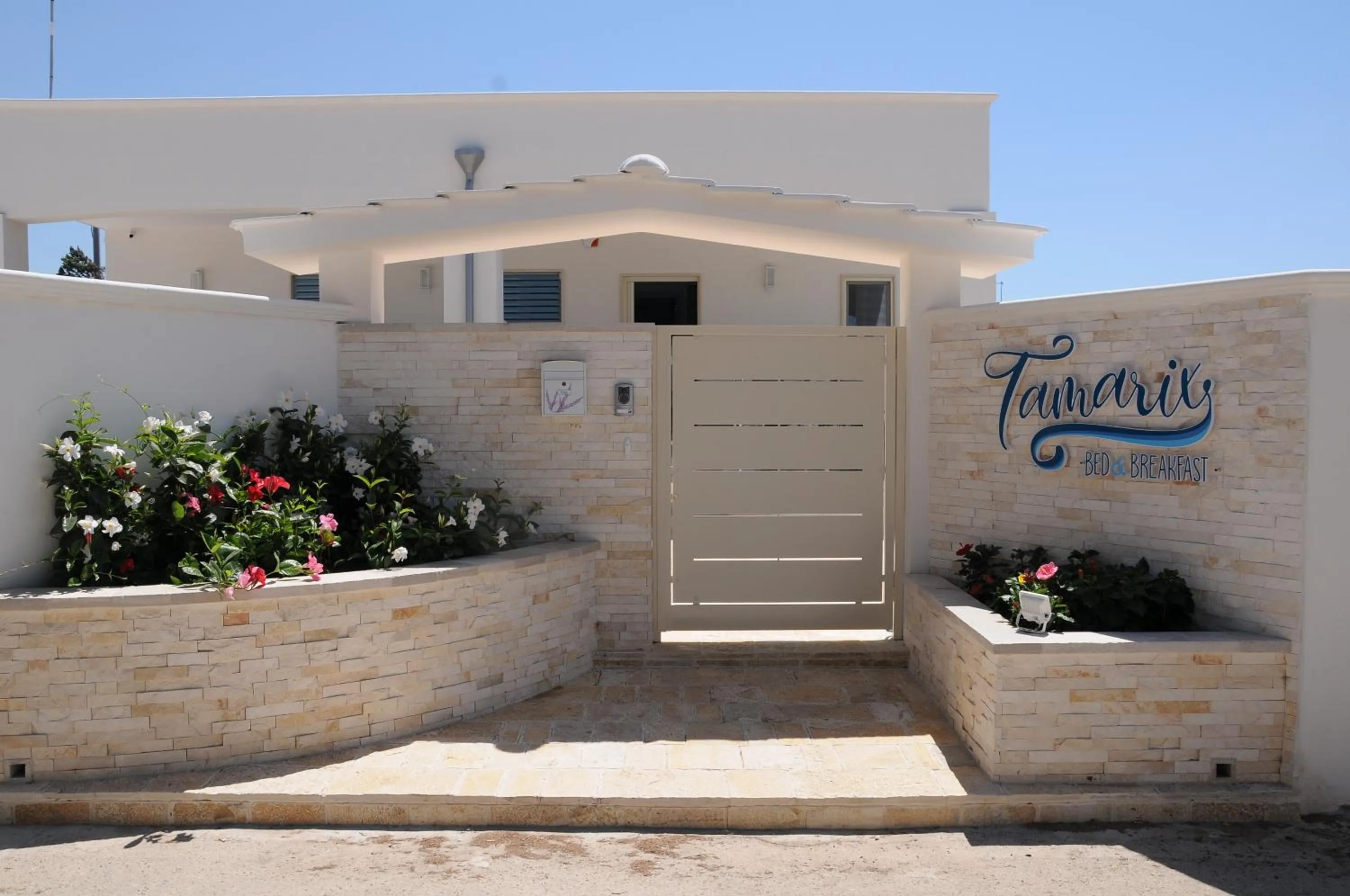 Facade/entrance in Tamarix
