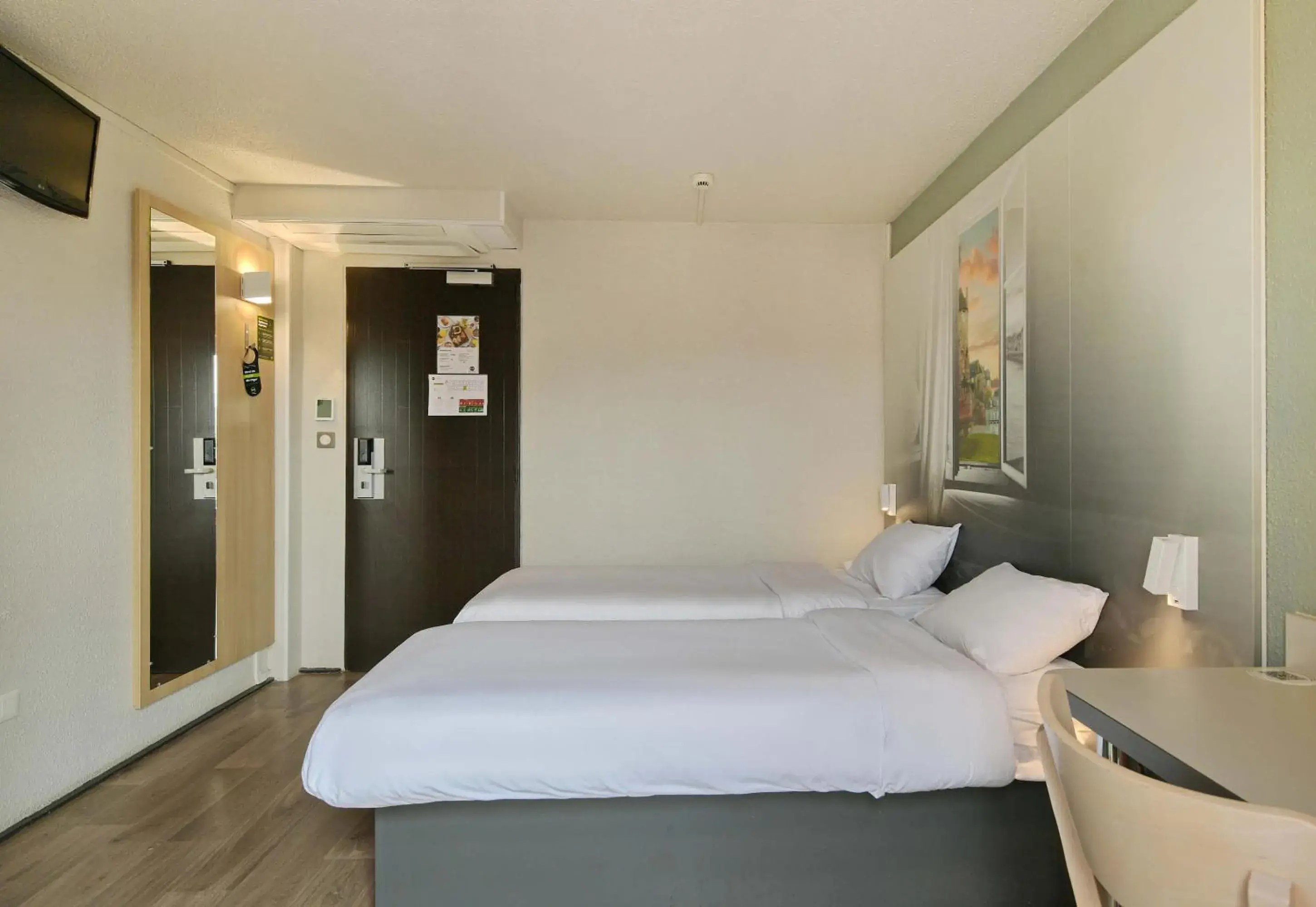 Twin Room in B&B HOTEL le Mans Centre Twin Room in B&B HOTEL le Mans Centre