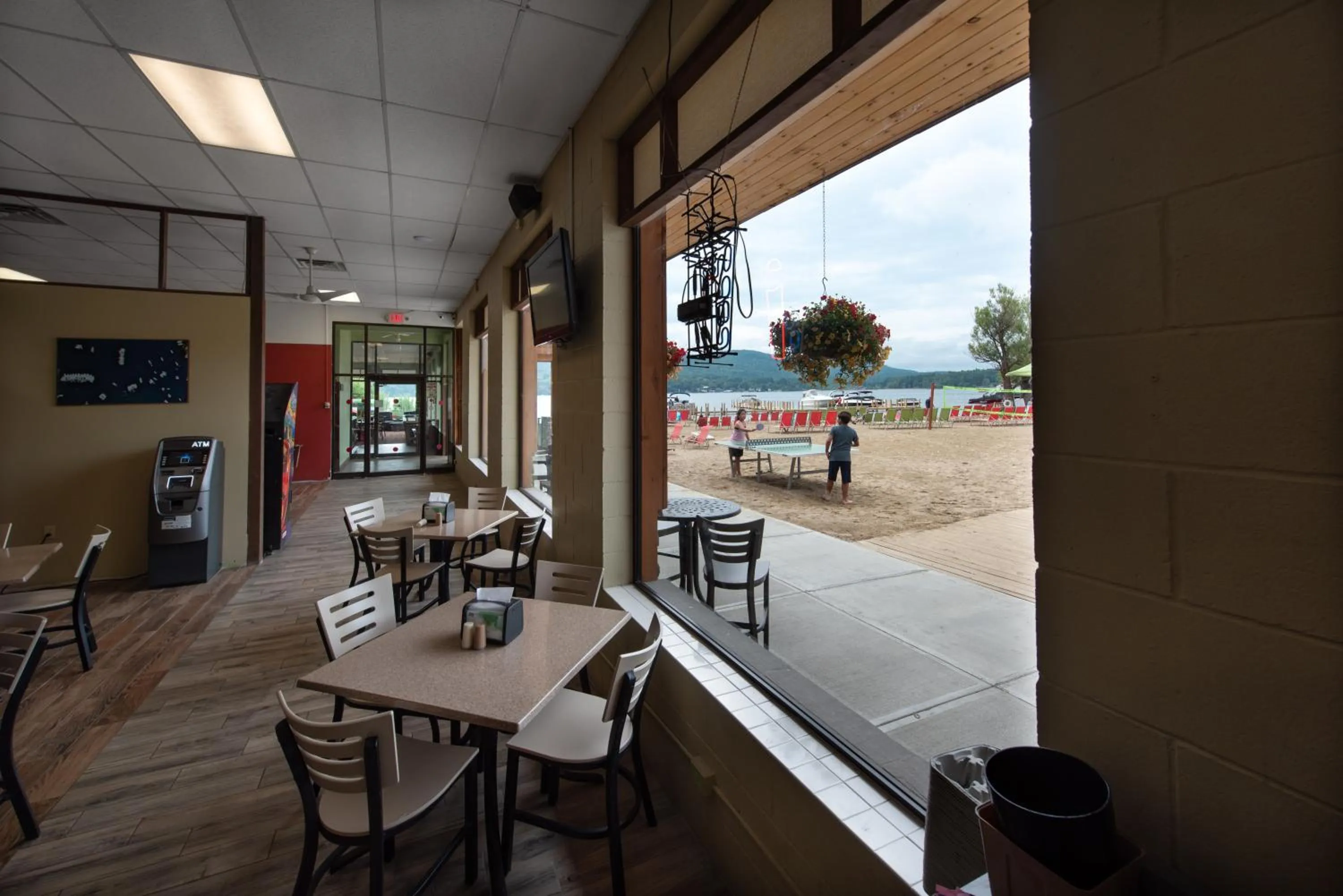 Restaurant/places to eat in Scotty's Lakeside Resort